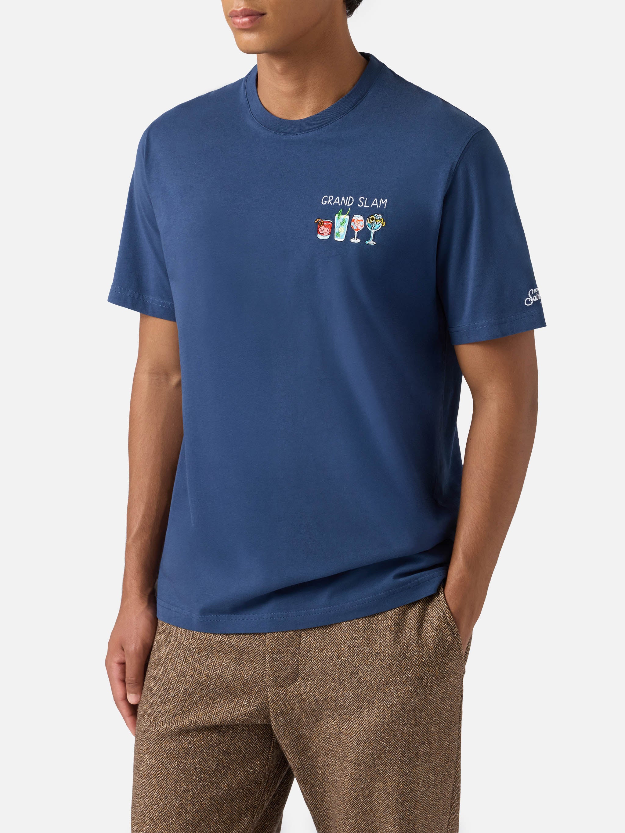 T-shirt Arnott in cotone blu con ricamo Grand Slam e stampa bottiglie - Image 3