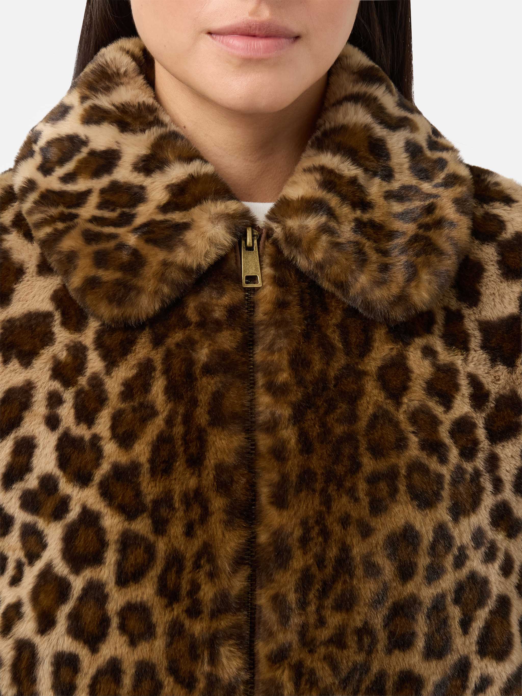Giacca Aveline in faux fur con stampa leopardata - Image 3