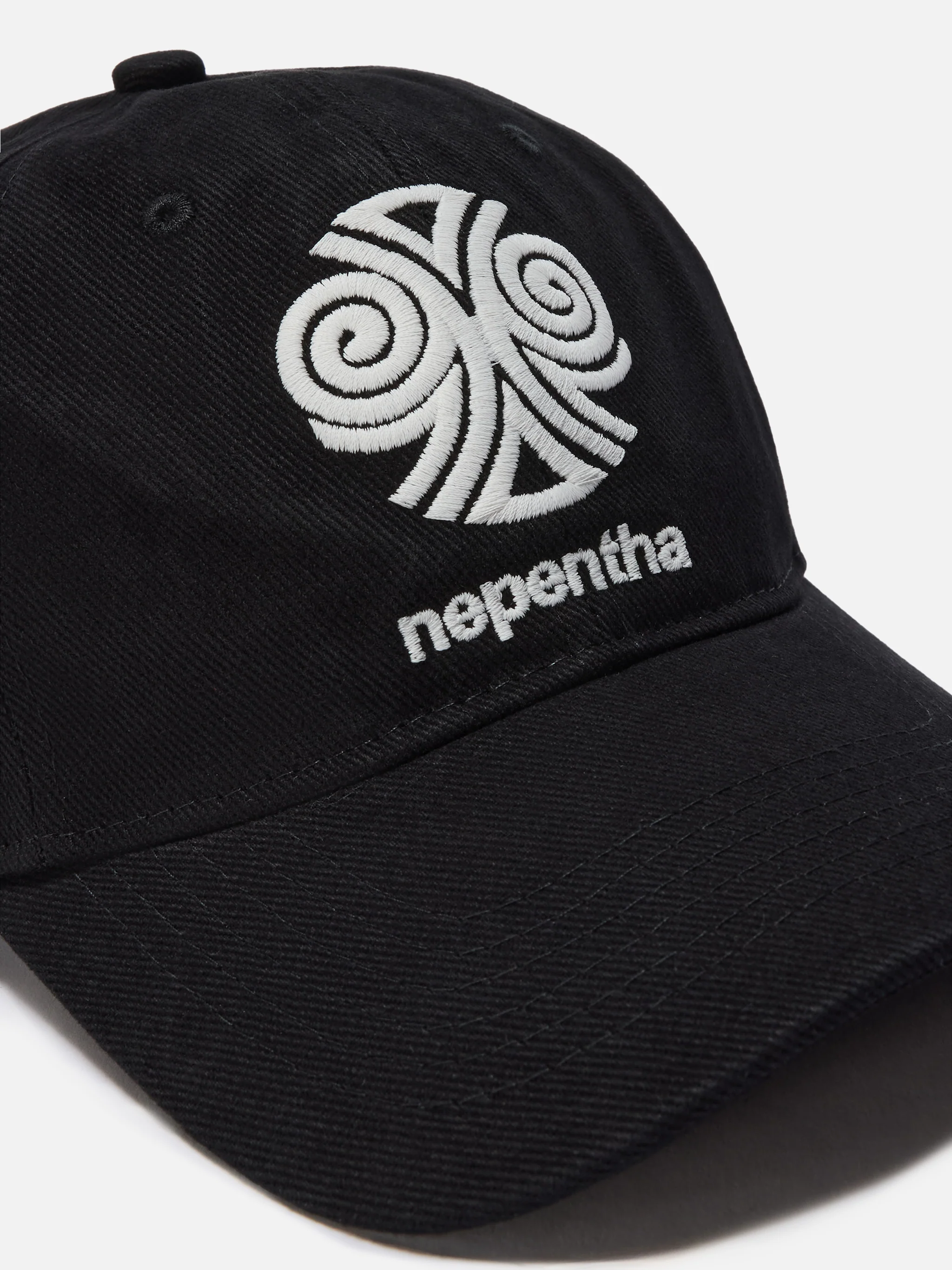 Cappello con visiera Baseball in cotone con ricamo Nepentha | NEPENTHA SPECIAL EDITION - Image 2