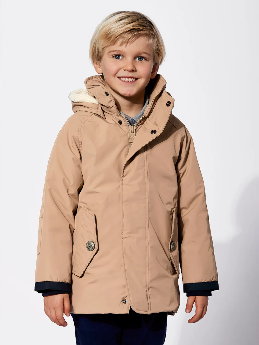 Giacca a vento beige con cappuccio da bambino - Image 3