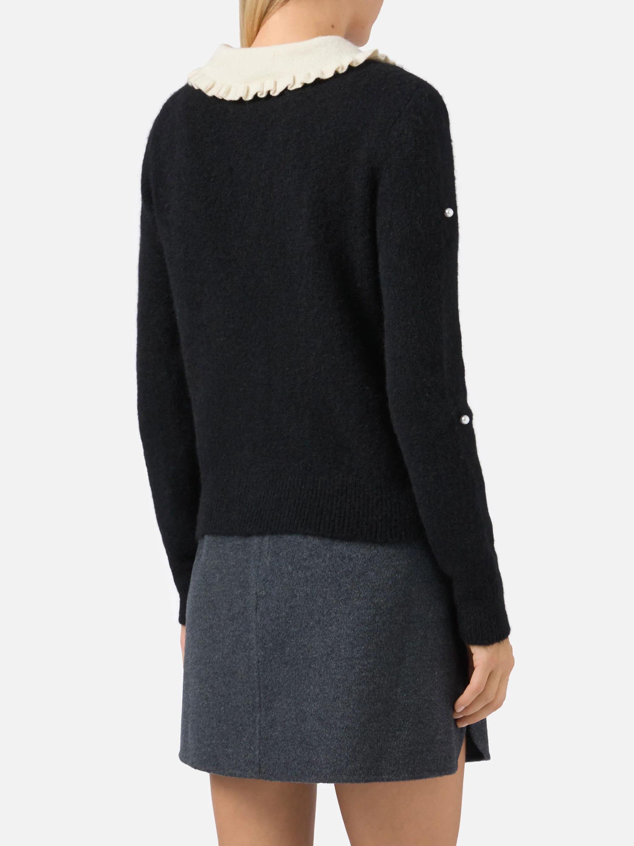 Maglione nero Levine con fiocco, colletto e applicazione perle - Image 3