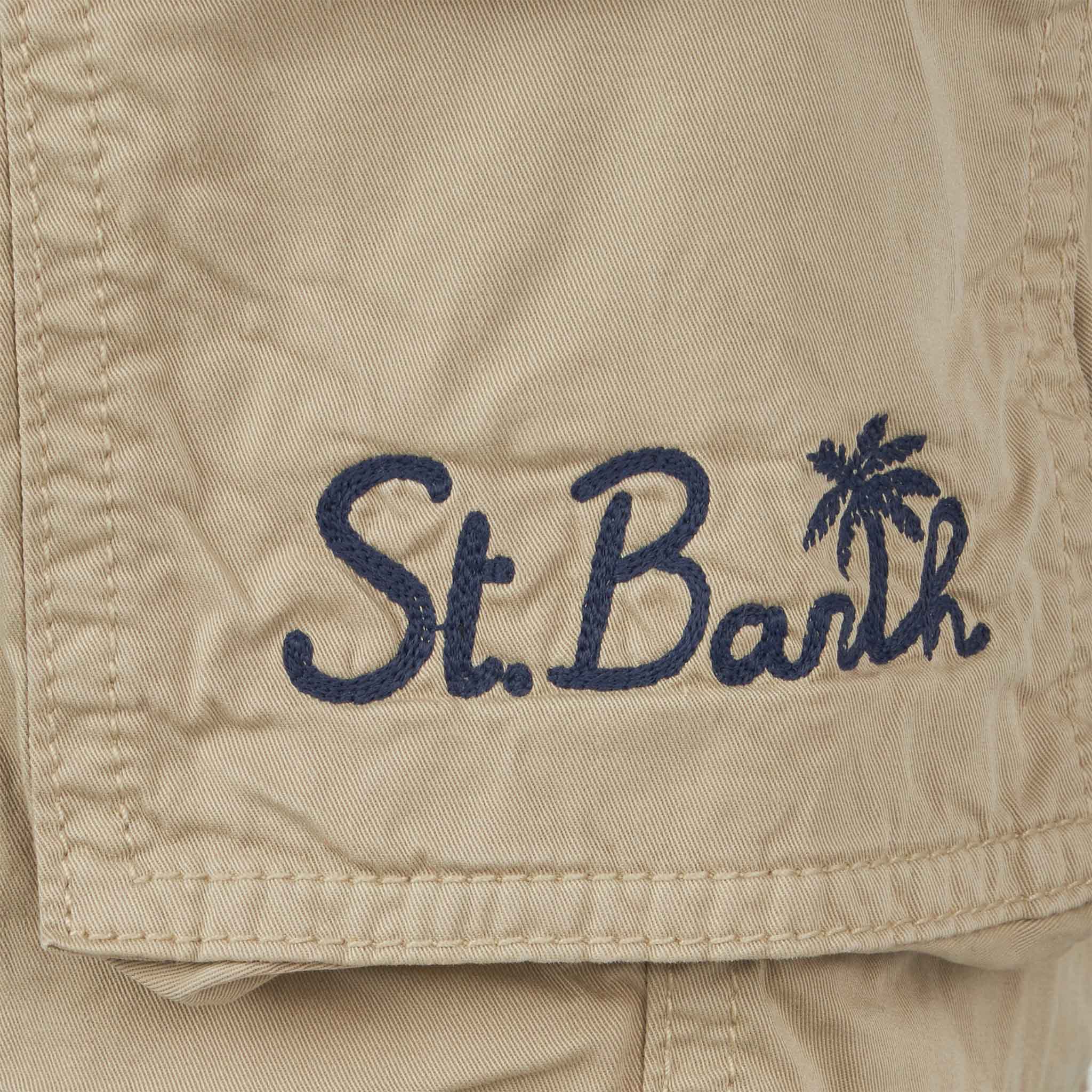 Pantaloncini cargo da bambino in cotone beige - Image 3