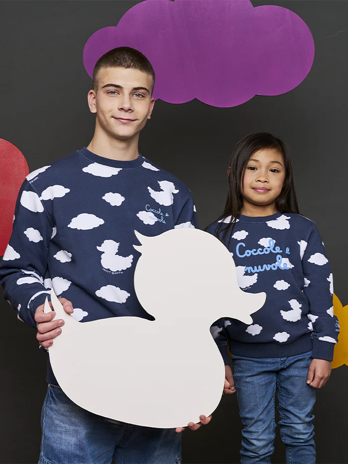 Felpa da bambino girocollo blu con ricamo Coccole e nuvole | EDIZIONE SPECIALE COCCOLEBIMBI - Image 8