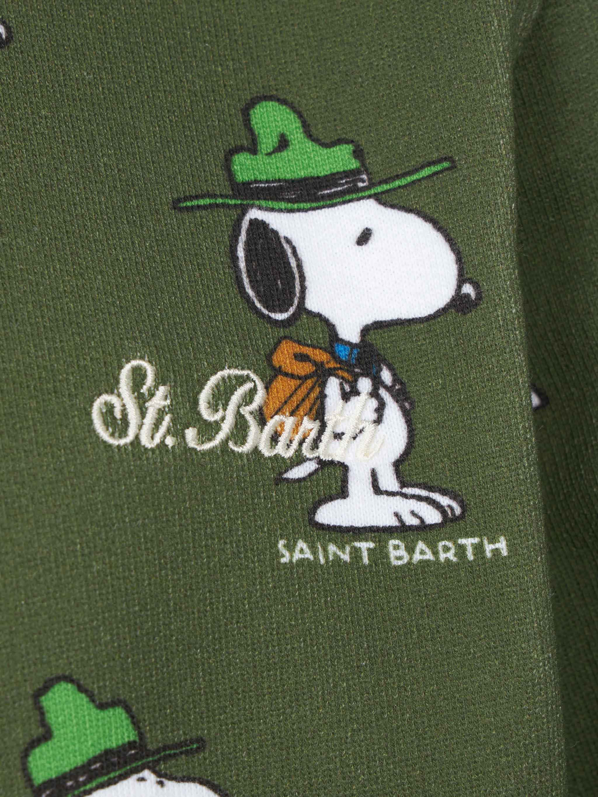 Felpa da bambino girocollo verde con stampa Snoopy | EDIZIONE SPECIALE SNOOPY PEANUTS™ - Image 2