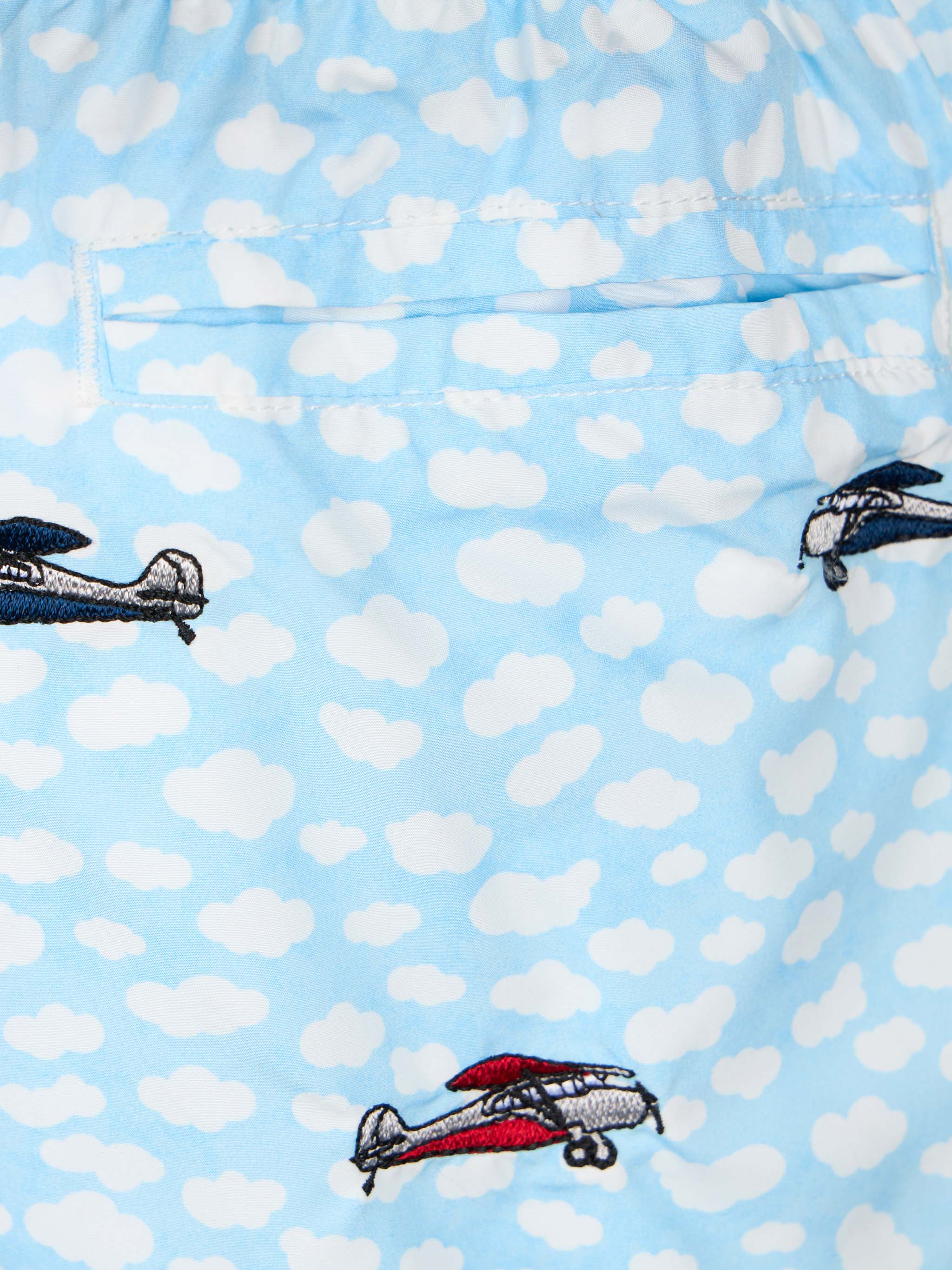 Costume da bagno da bambino in tessuto leggero Jean Lighting con ricamo di aeroplani - Image 3
