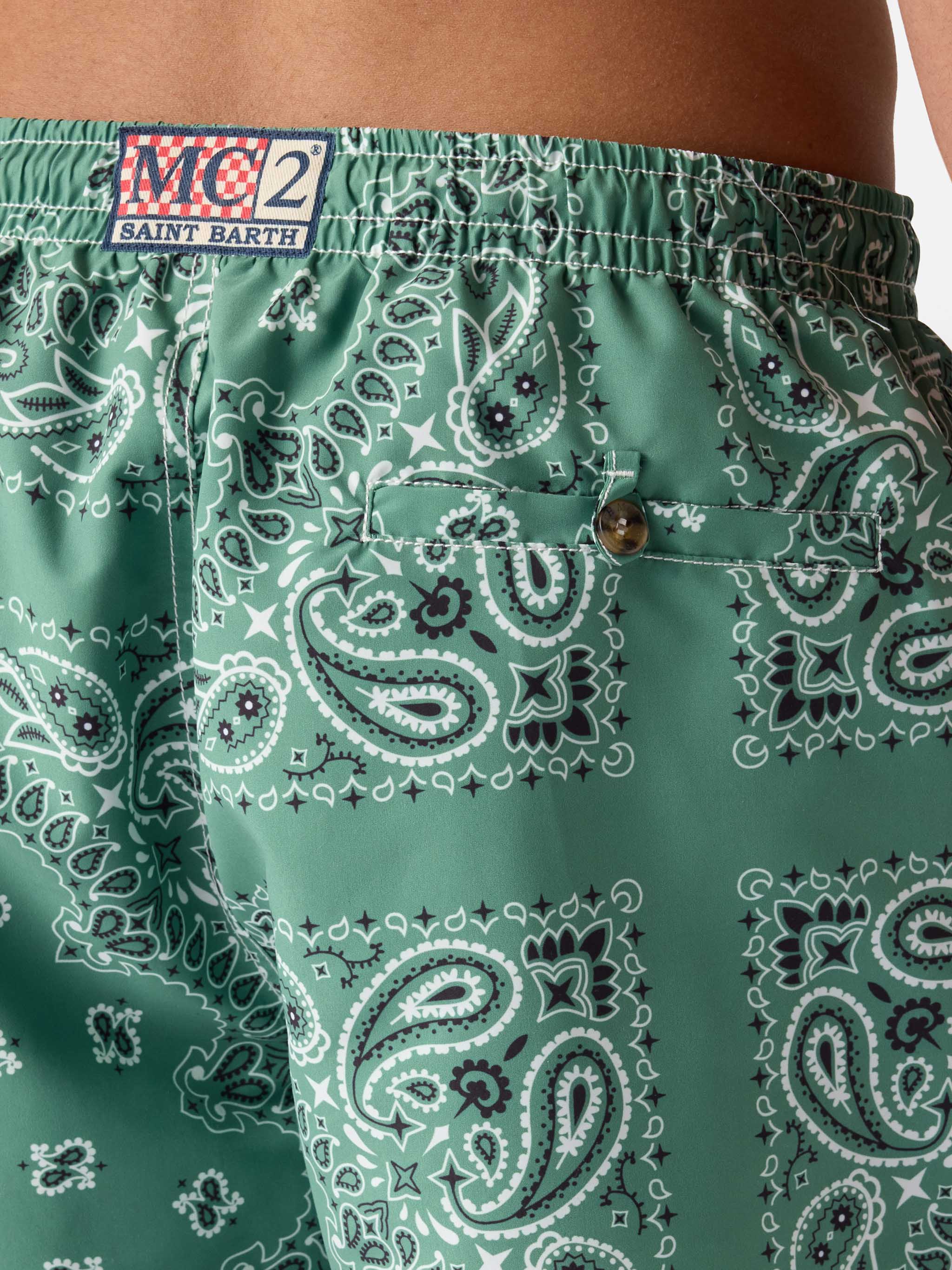 Costume mare Caprese con stampa bandana verde militare - Image 6