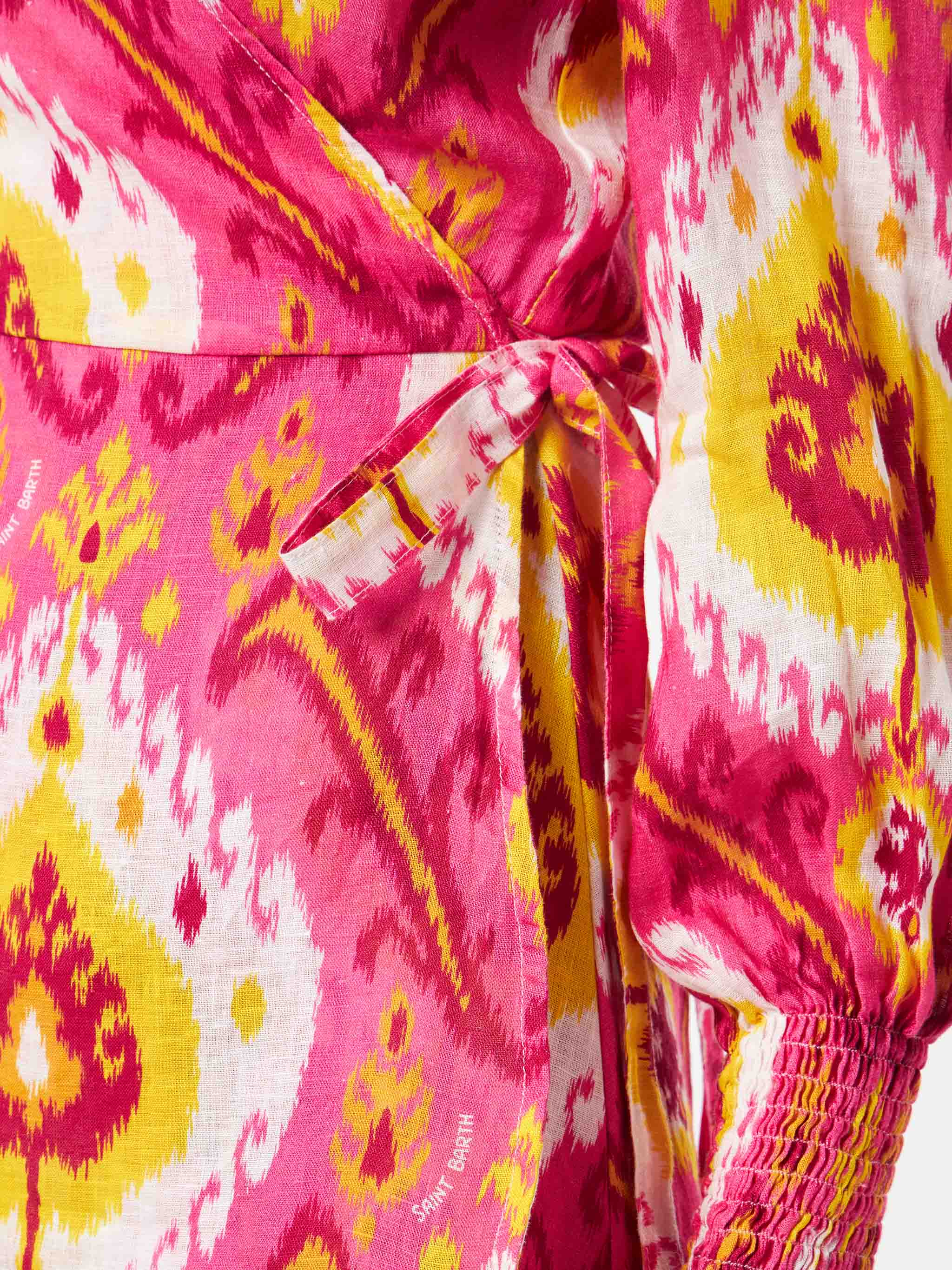Abito corto in lino brillante con stampa ikat - Image 3