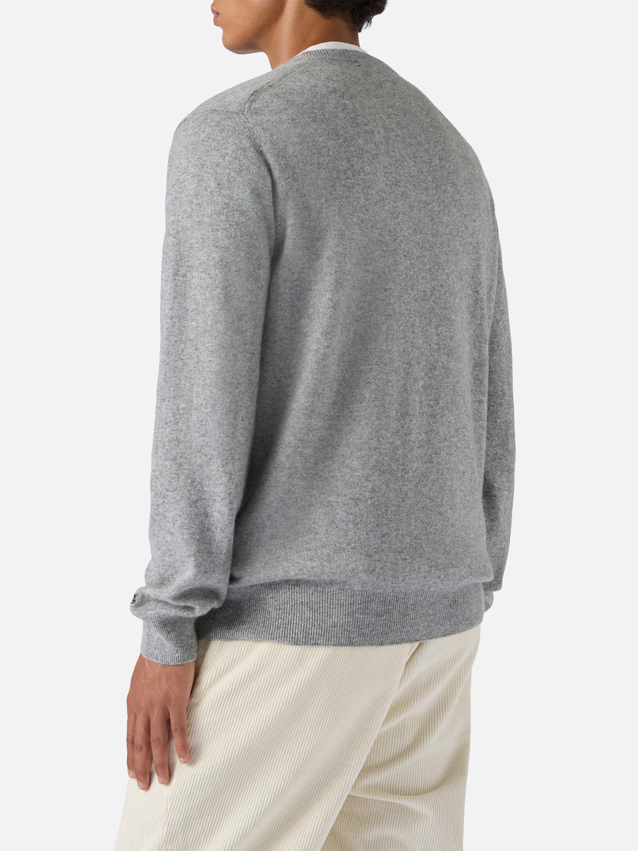 Maglione a girocollo Heron Light con ricamo E io pagooo | YUPPIES SPECIAL EDITION - Image 4