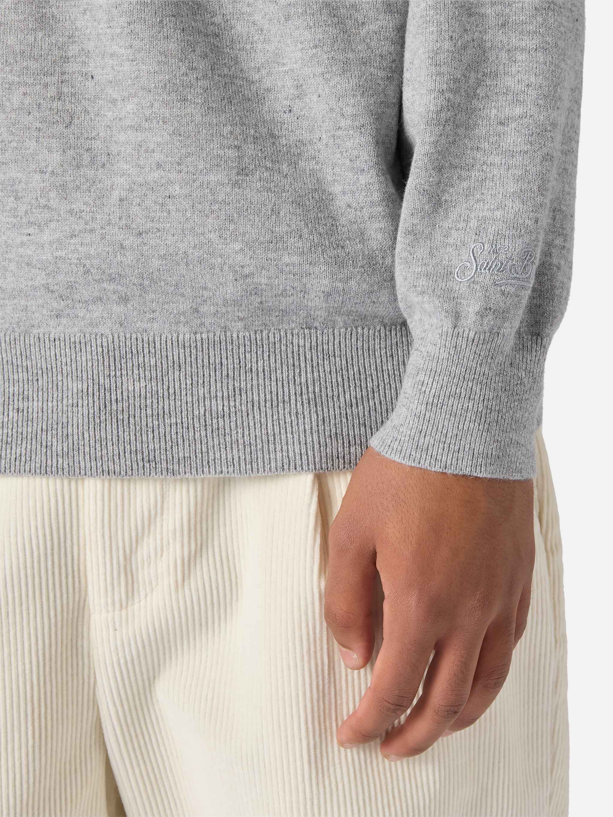 Maglione a girocollo Heron Light con ricamo Vado a ruba - Image 3