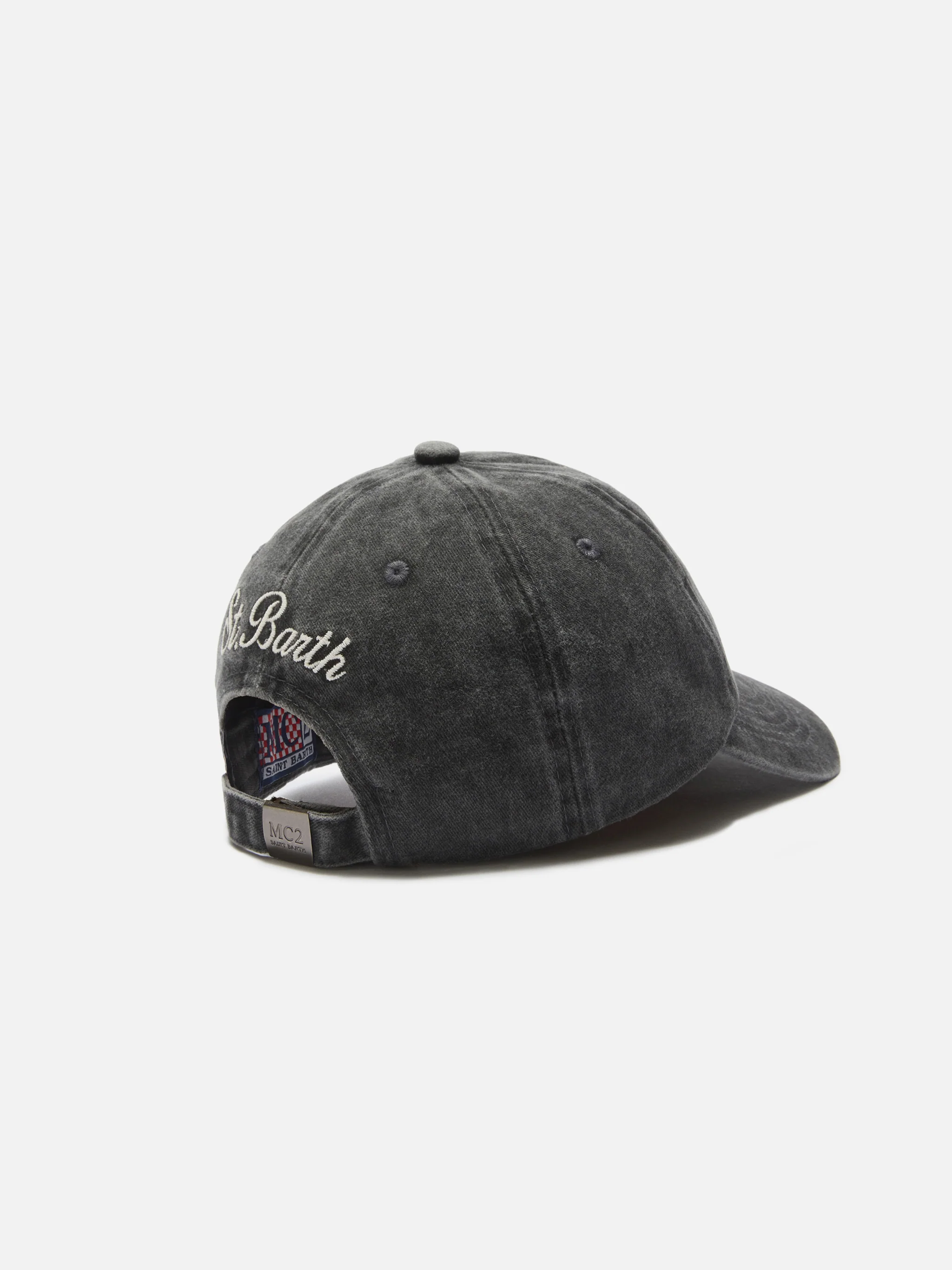 Cappellino Davis con visiera in cotone nero e ricamo Va tutto al contrario - Image 3