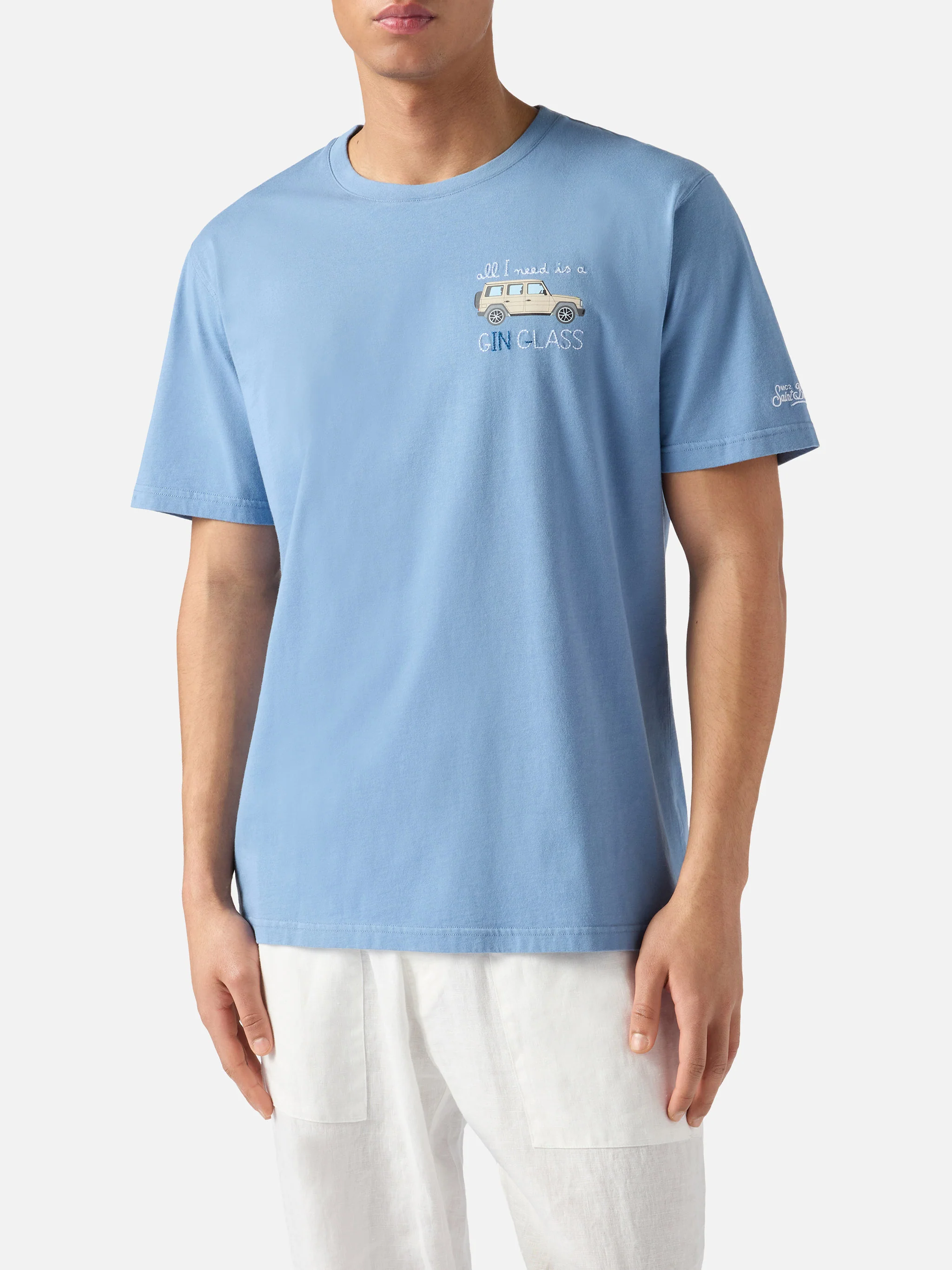 T-shirt Portofino azzurro polvere con ricamo All I Need Is A G-in Class - Image 3