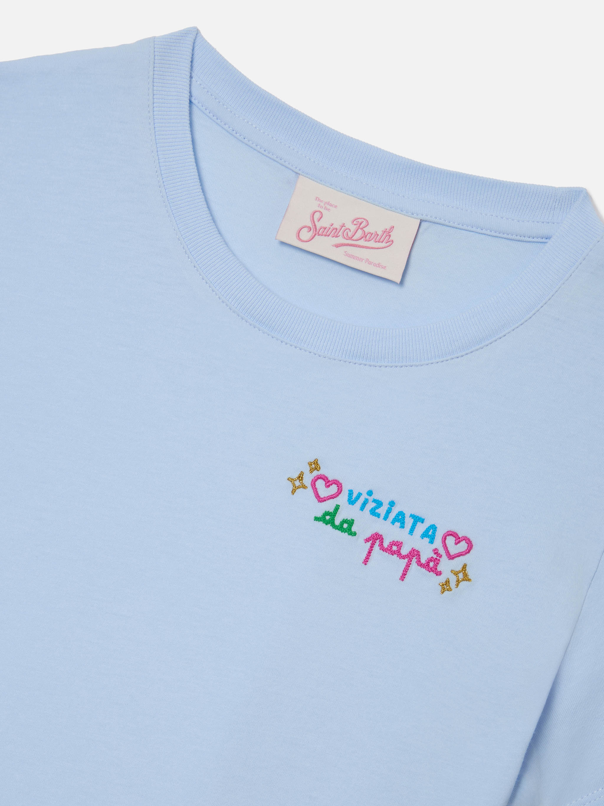 T-shirt Elly azzurra con ricamo Viziata da papà - Image 2