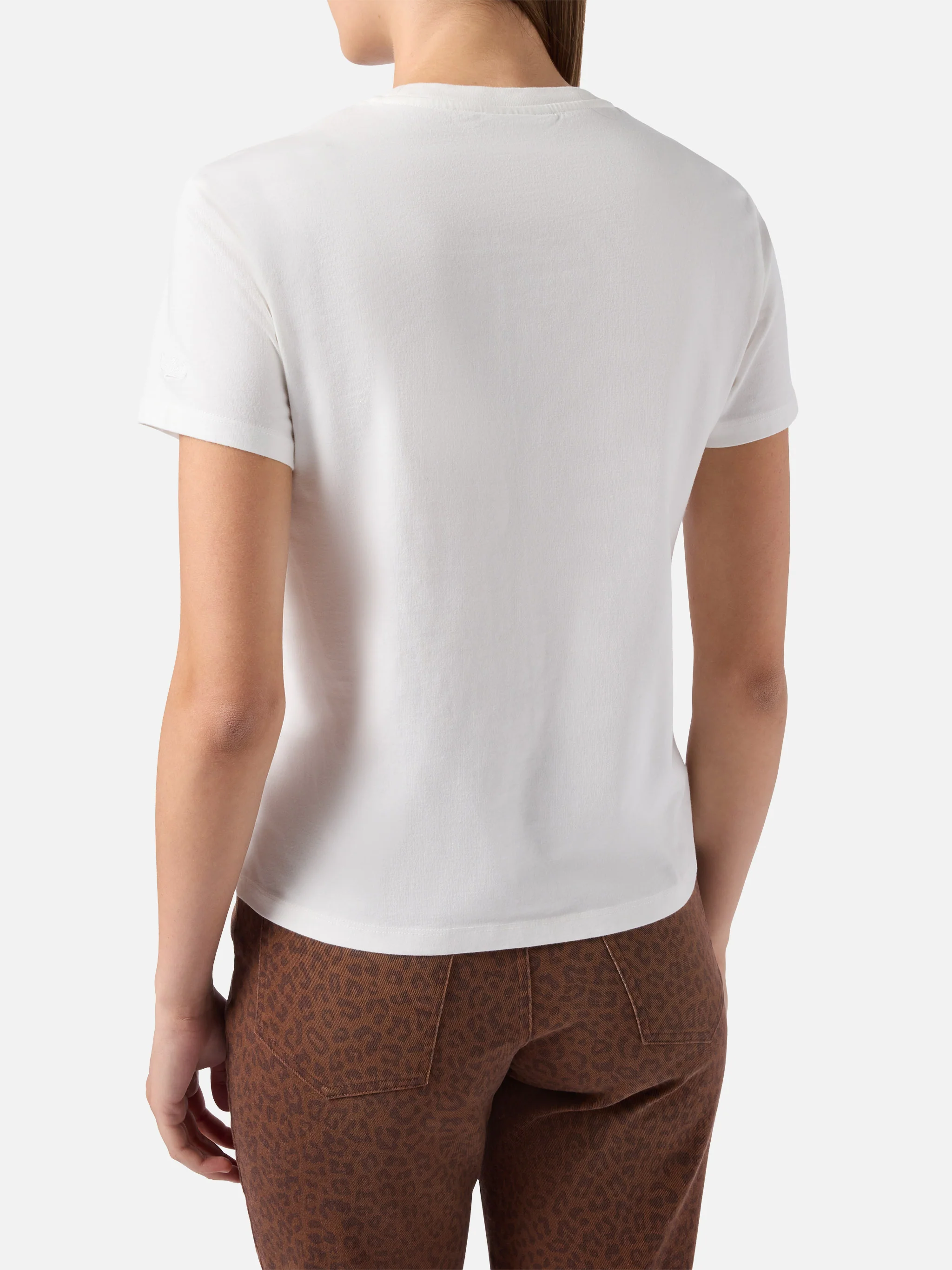 T-shirt Emilie in cotone bianco con ricamo Fatemi Santa - Image 3