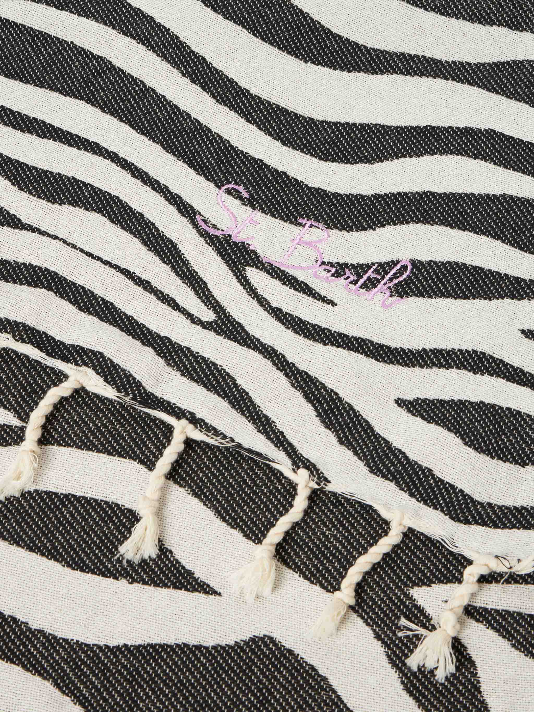 Telo mare Foutas in cotone con jacquard zebrato - Image 3
