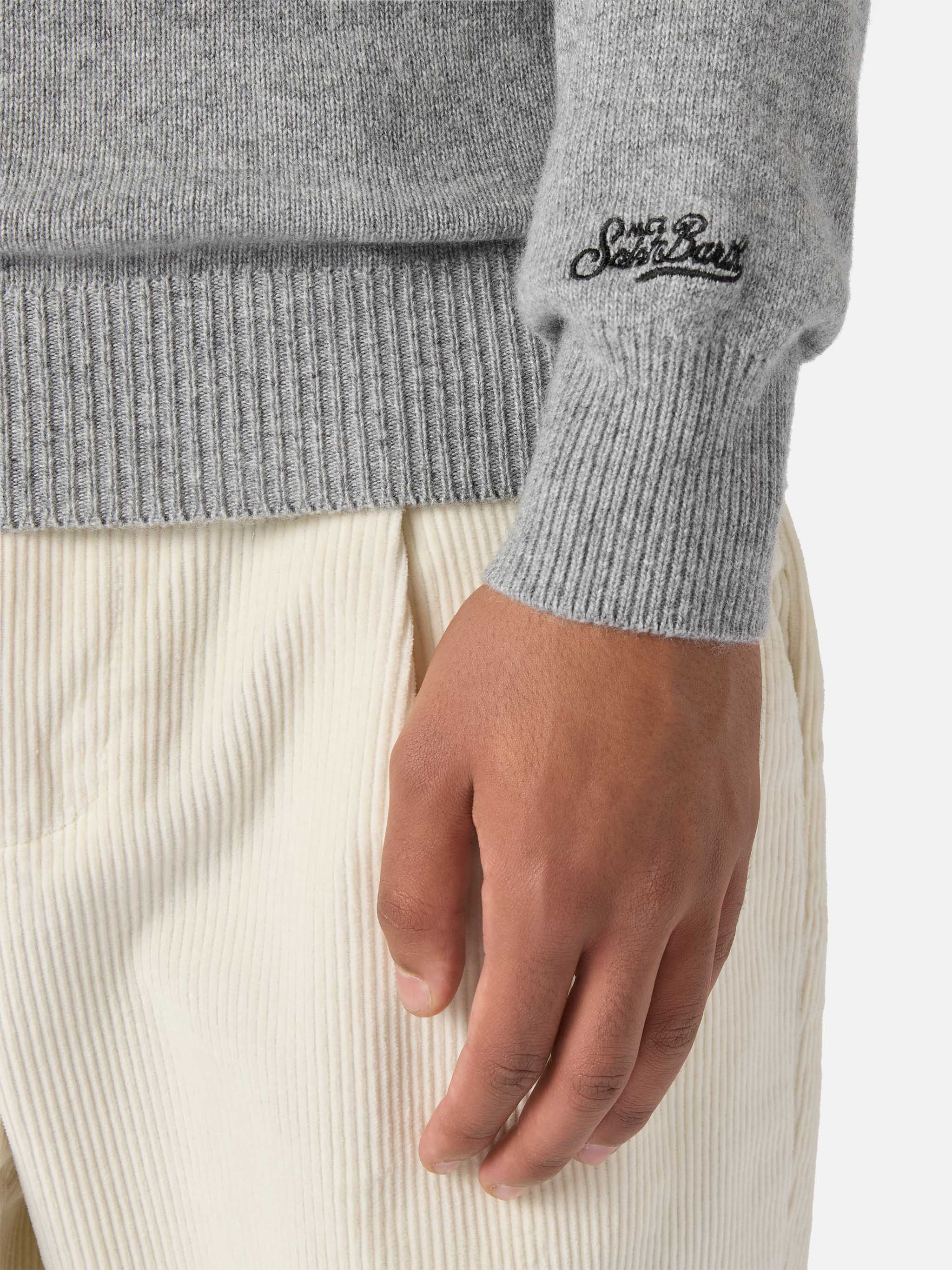 Maglione in  misto cashmere Heron con ricamo Bollicine team - Image 4