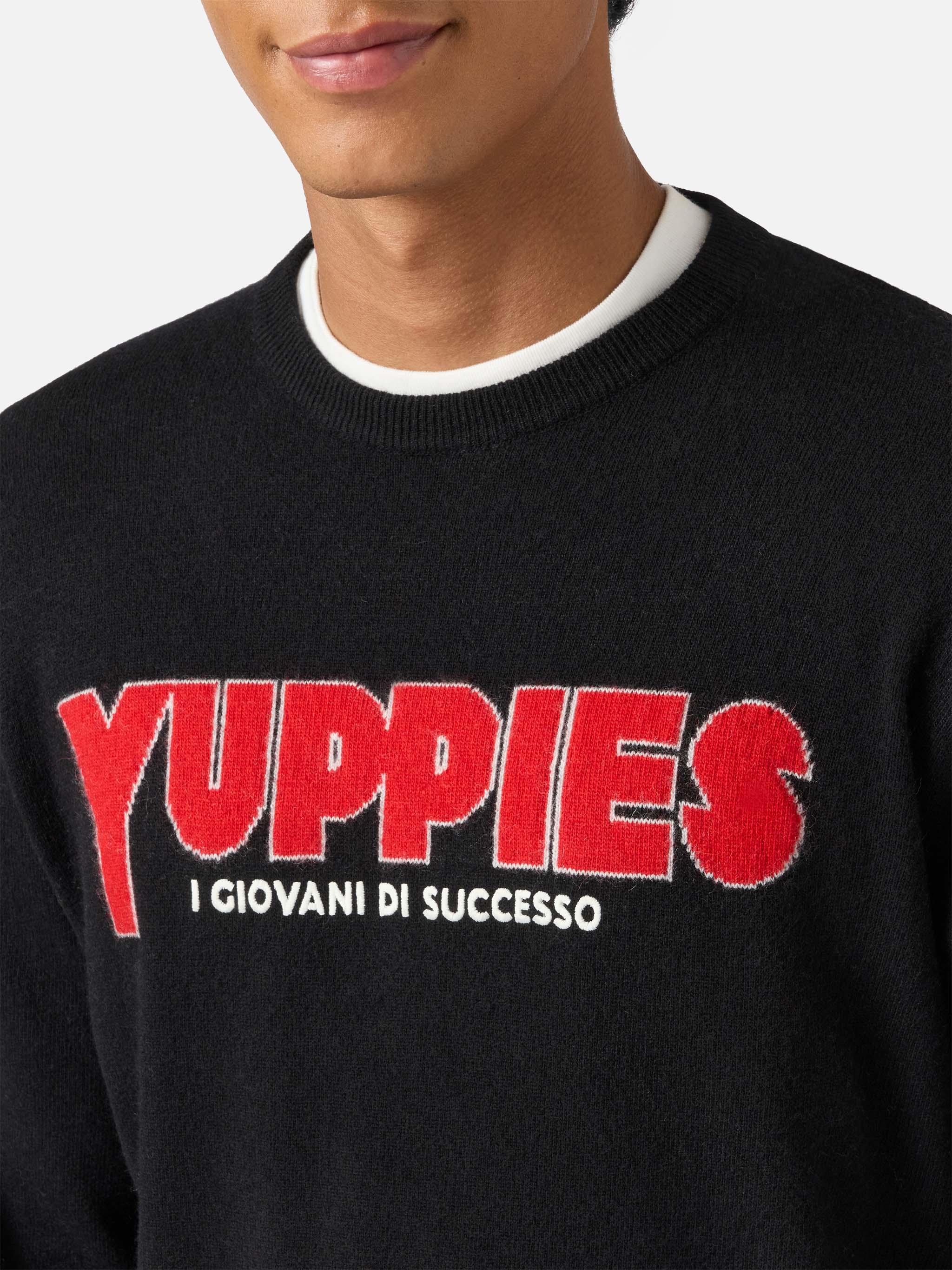 Girocollo Heron light nero con jacquard Yuppies e ricamo | YUPPIES SPECIAL EDITION - Image 2