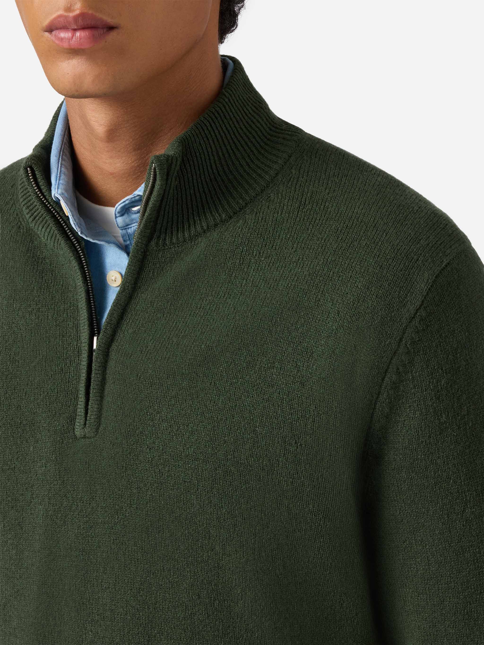 Pullover a mezza zip Jermyn in 100% lambswool verde muschio - Image 2