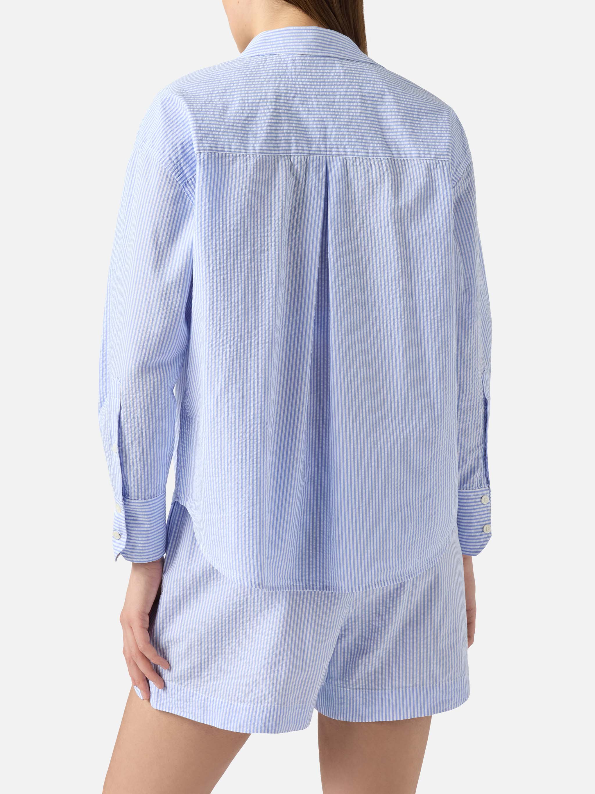 Camicia Cristal in seersucker a righe azzurre con ricami - Image 3