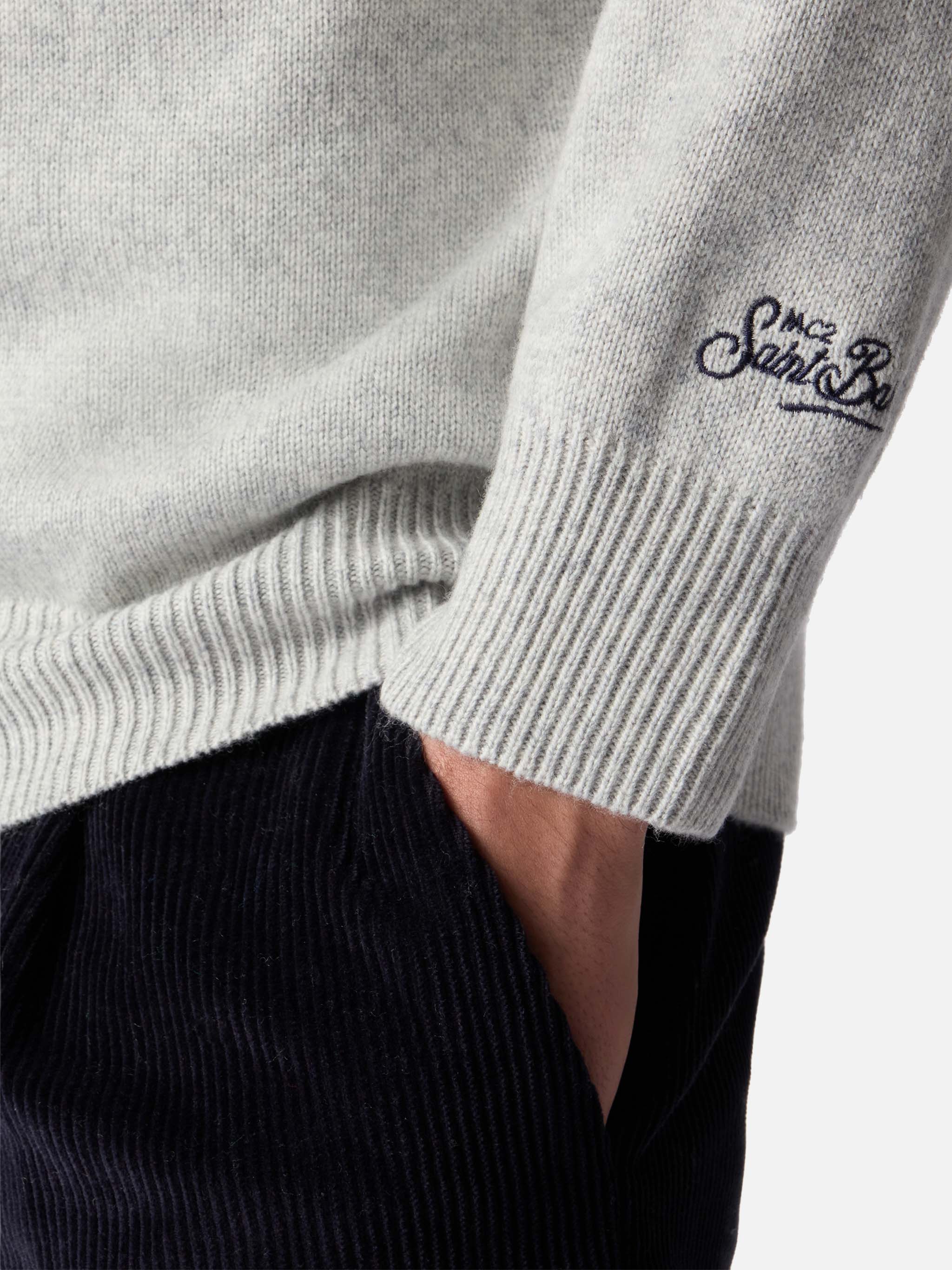 Maglione grigio chiaro Heron con ricamo super G | SUPER G SPECIAL EDITION - Image 4