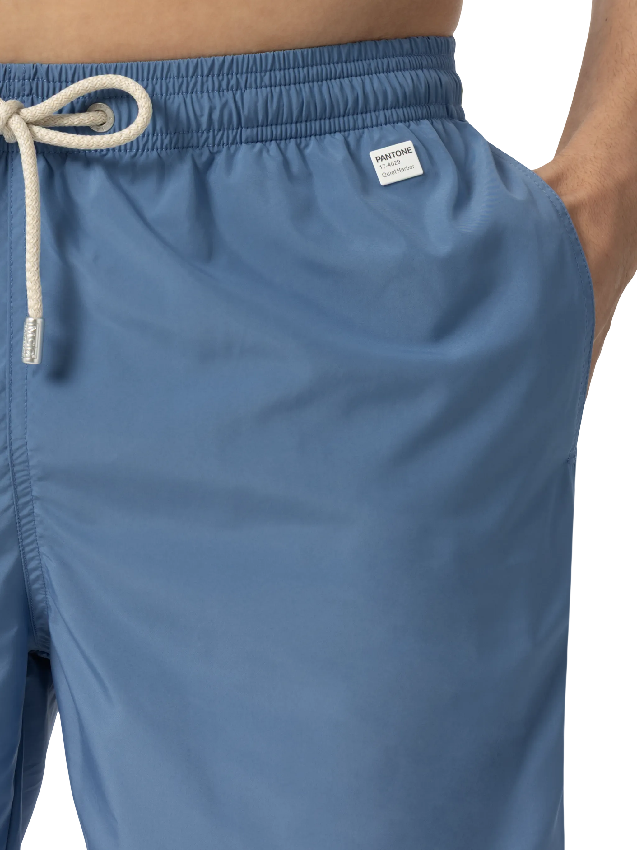 Costume mare Lighting Pantone in tessuto leggero blu polvere | PANTONE® SPECIAL EDITION - Image 4