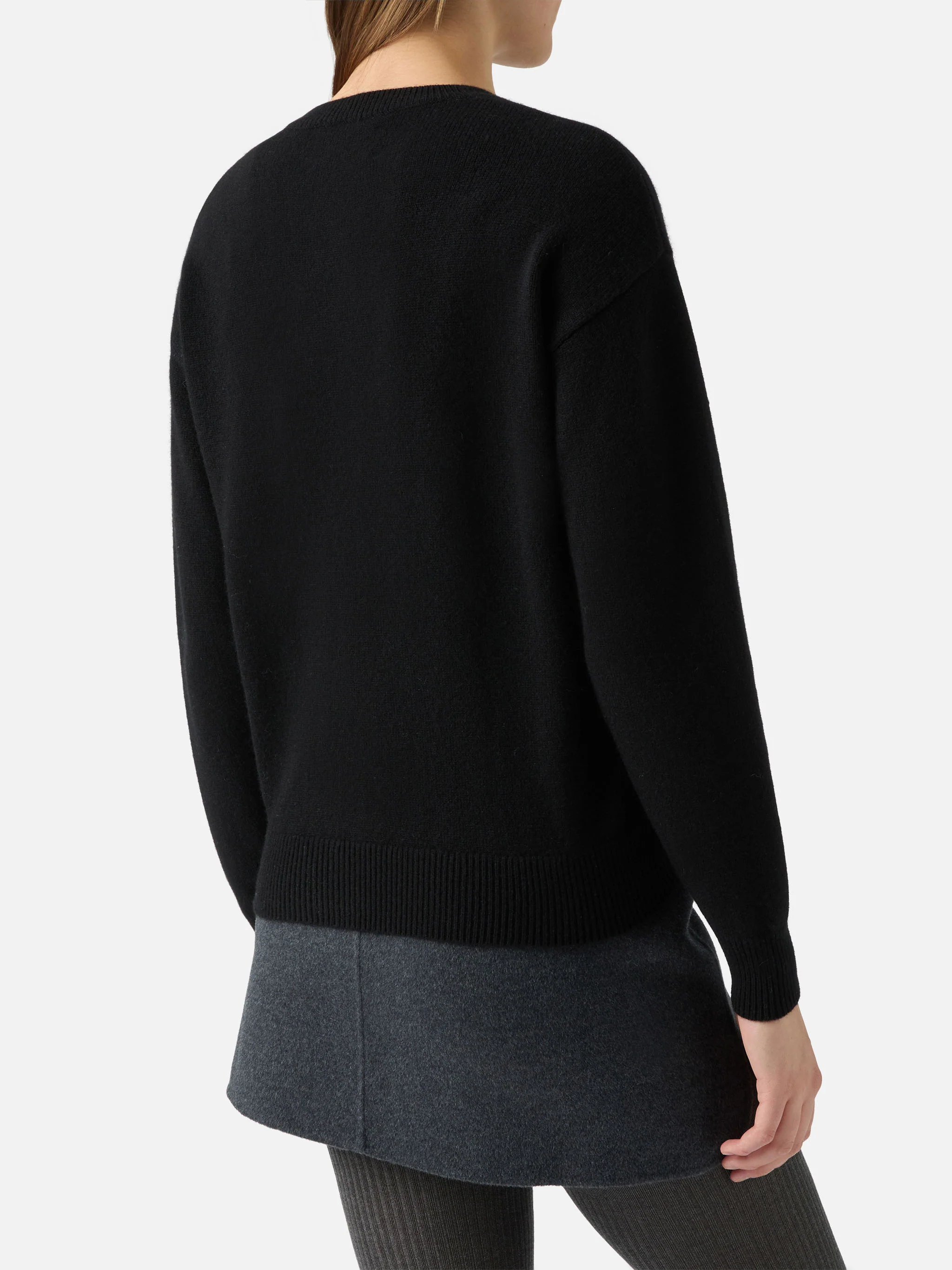 Maglione Louise in cashmere nero con applicazione St. Moritz in strass - Image 3