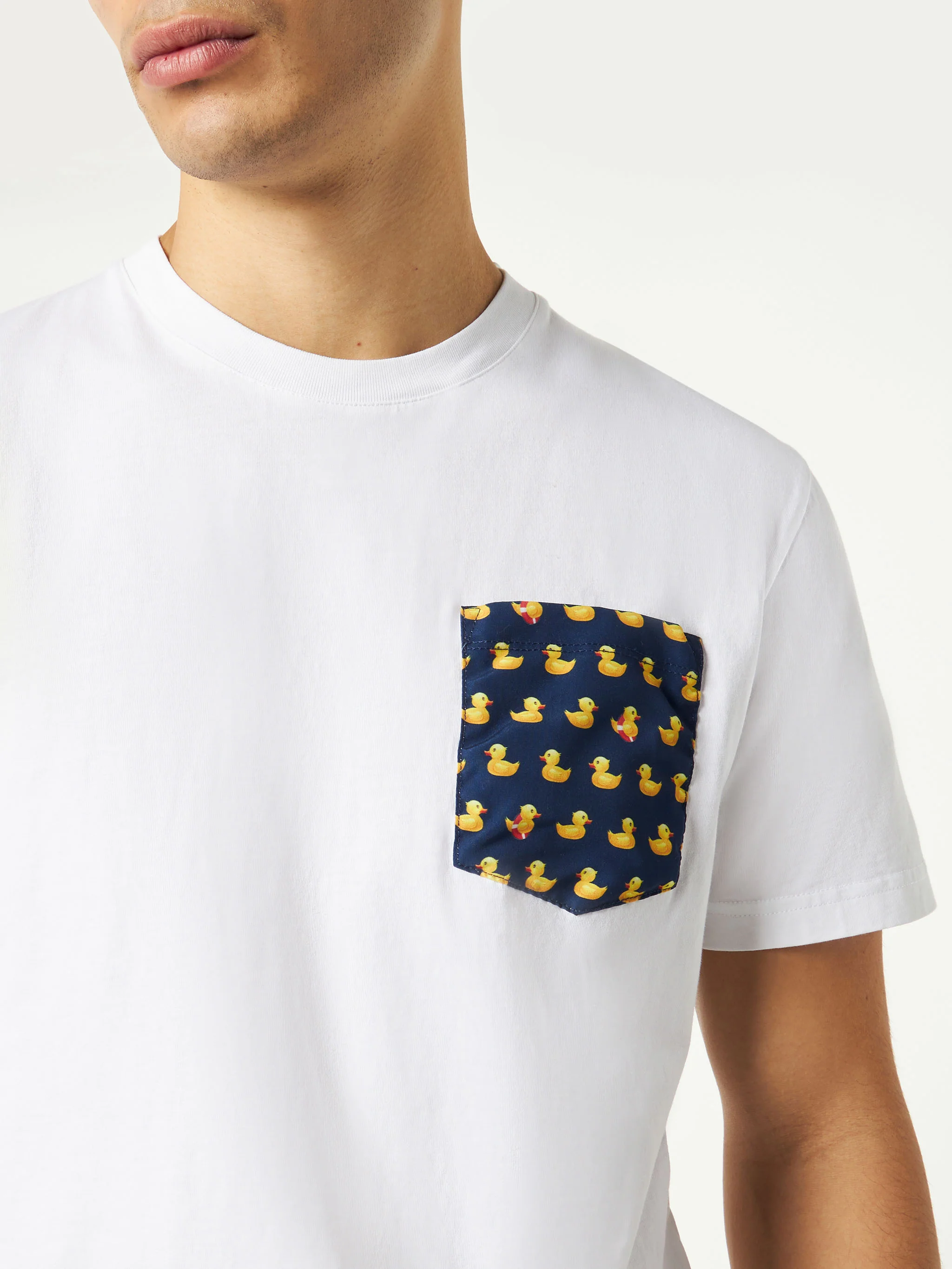T-shirt Blanche con taschino stampa Ducky - Image 3