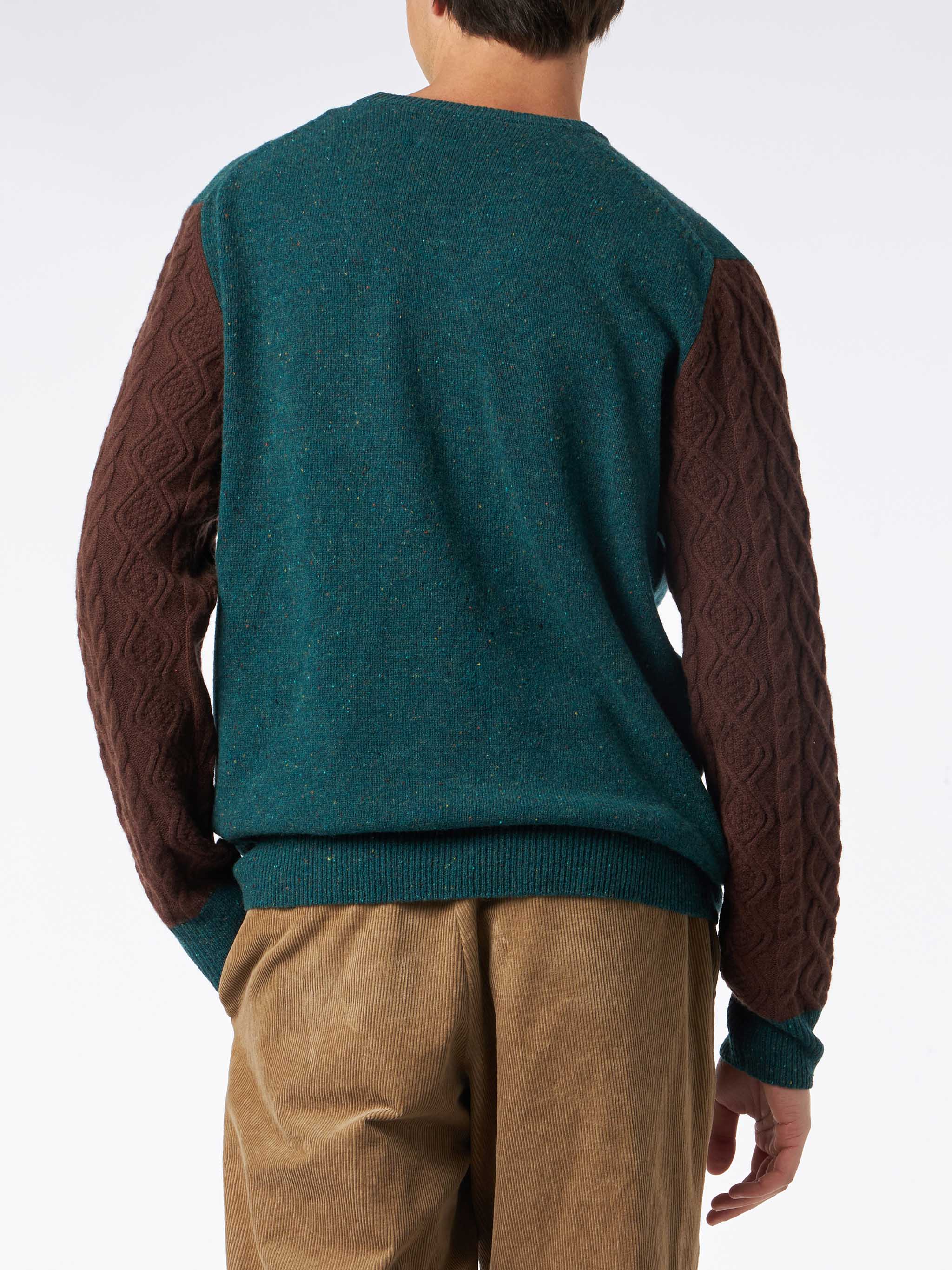 Maglione girocollo in donegal con jacquard polo - Image 3