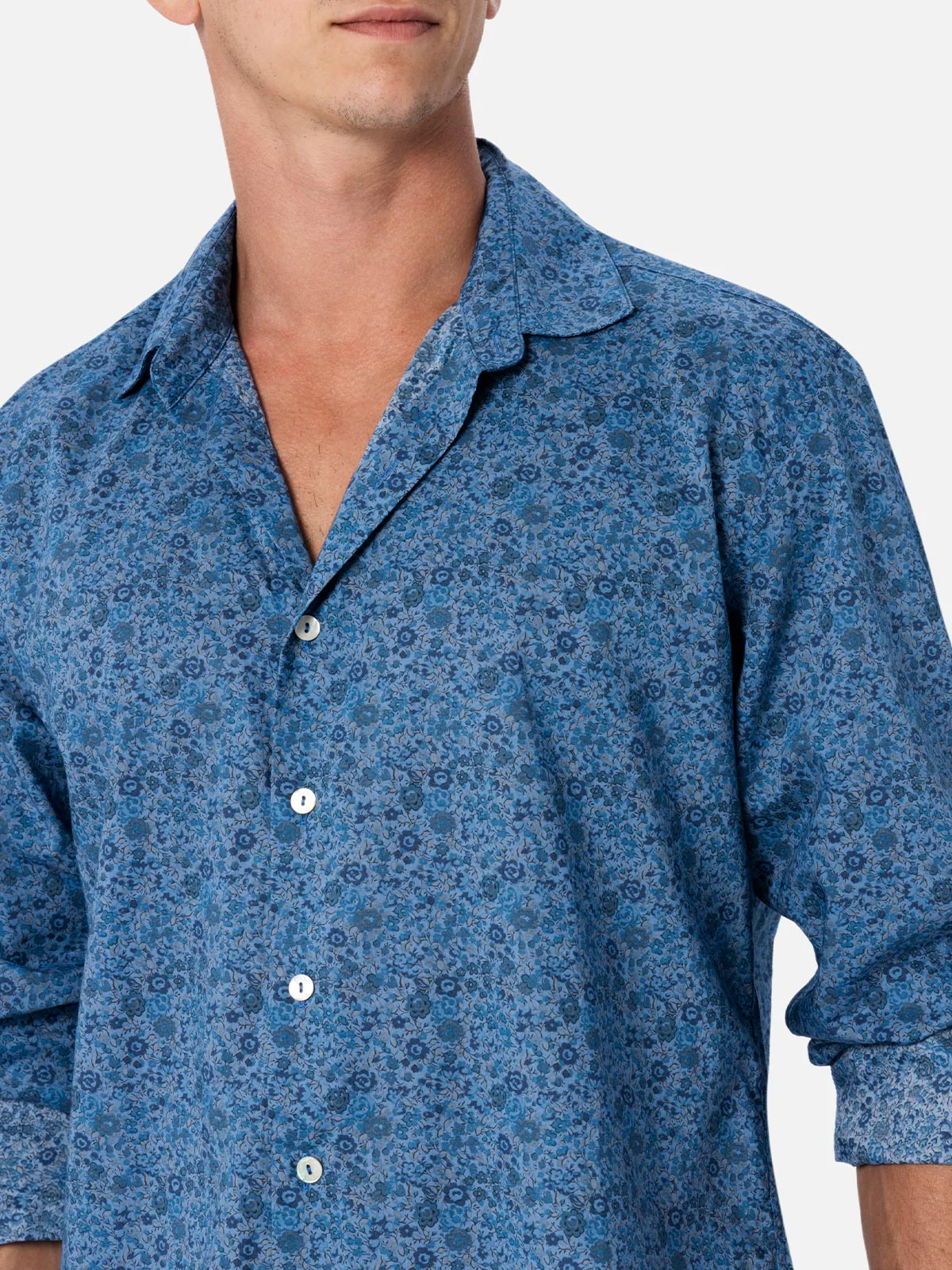 Camicia Sikelia in cotone mussola e stampa Emma & Georgina | Special Edition - Image 2