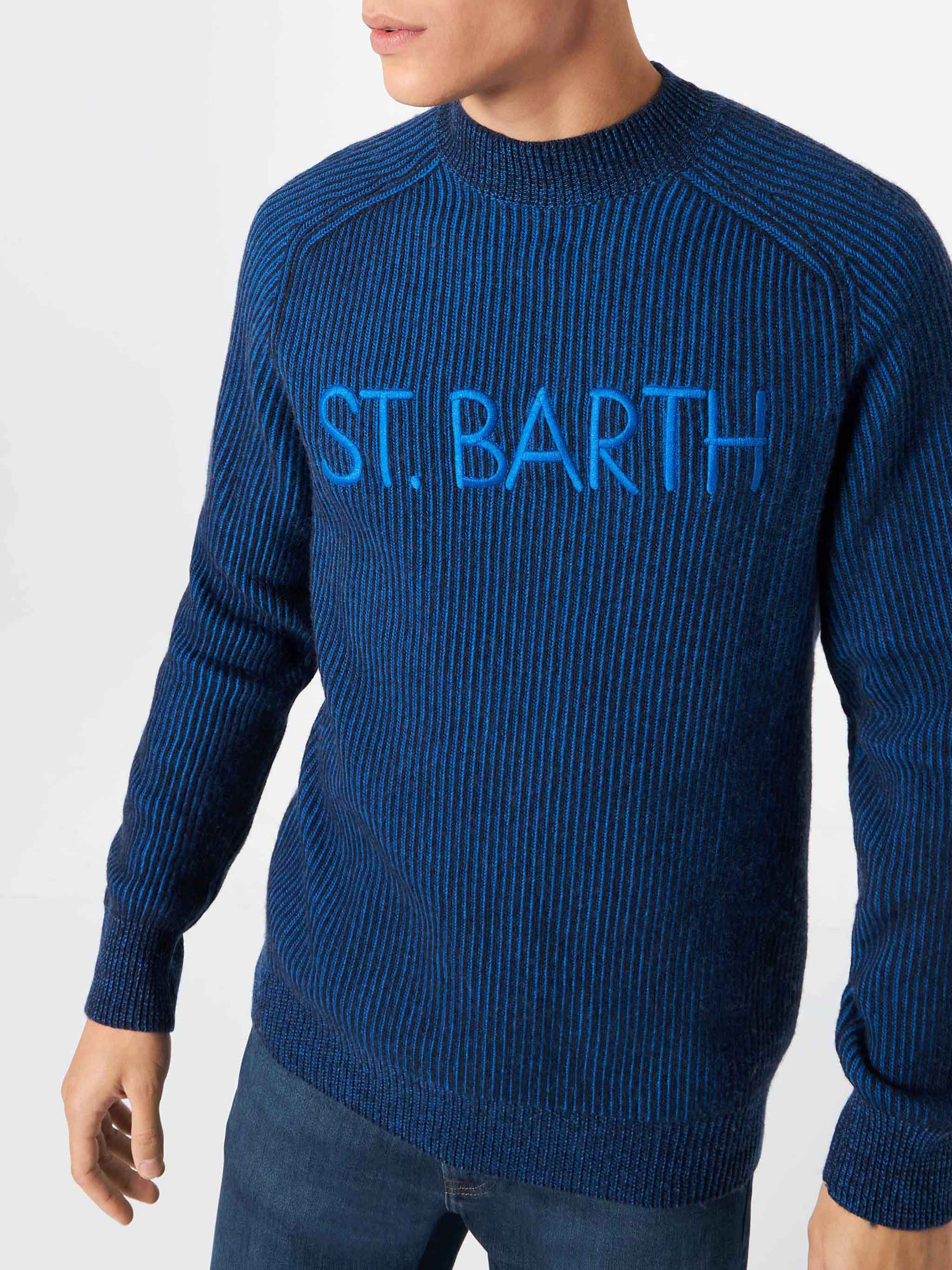 Maglione da uomo mezzo collo a costine blu - Image 2
