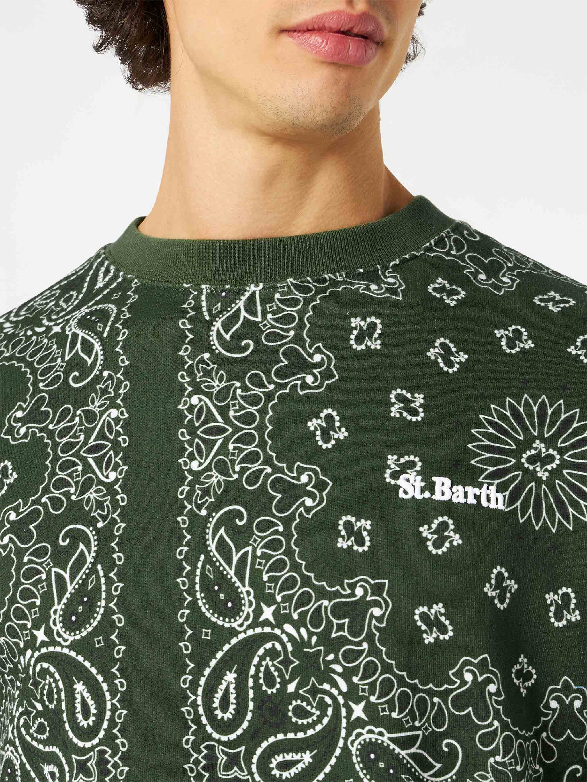 Felpa da uomo girocollo con stampa bandana verde - Image 2