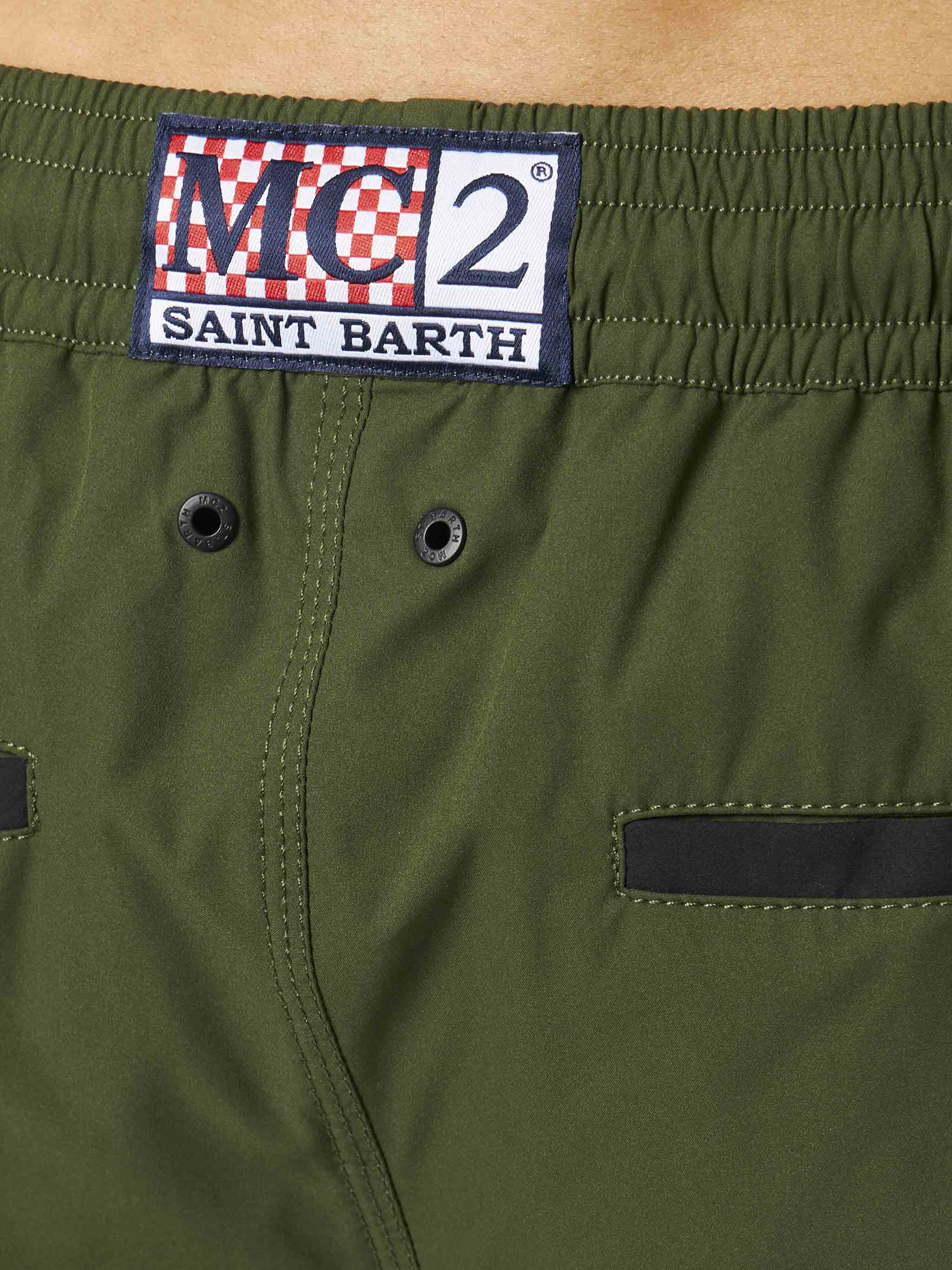 Costume mare Alphaclub in tessuto tecnico verde militare - Image 5