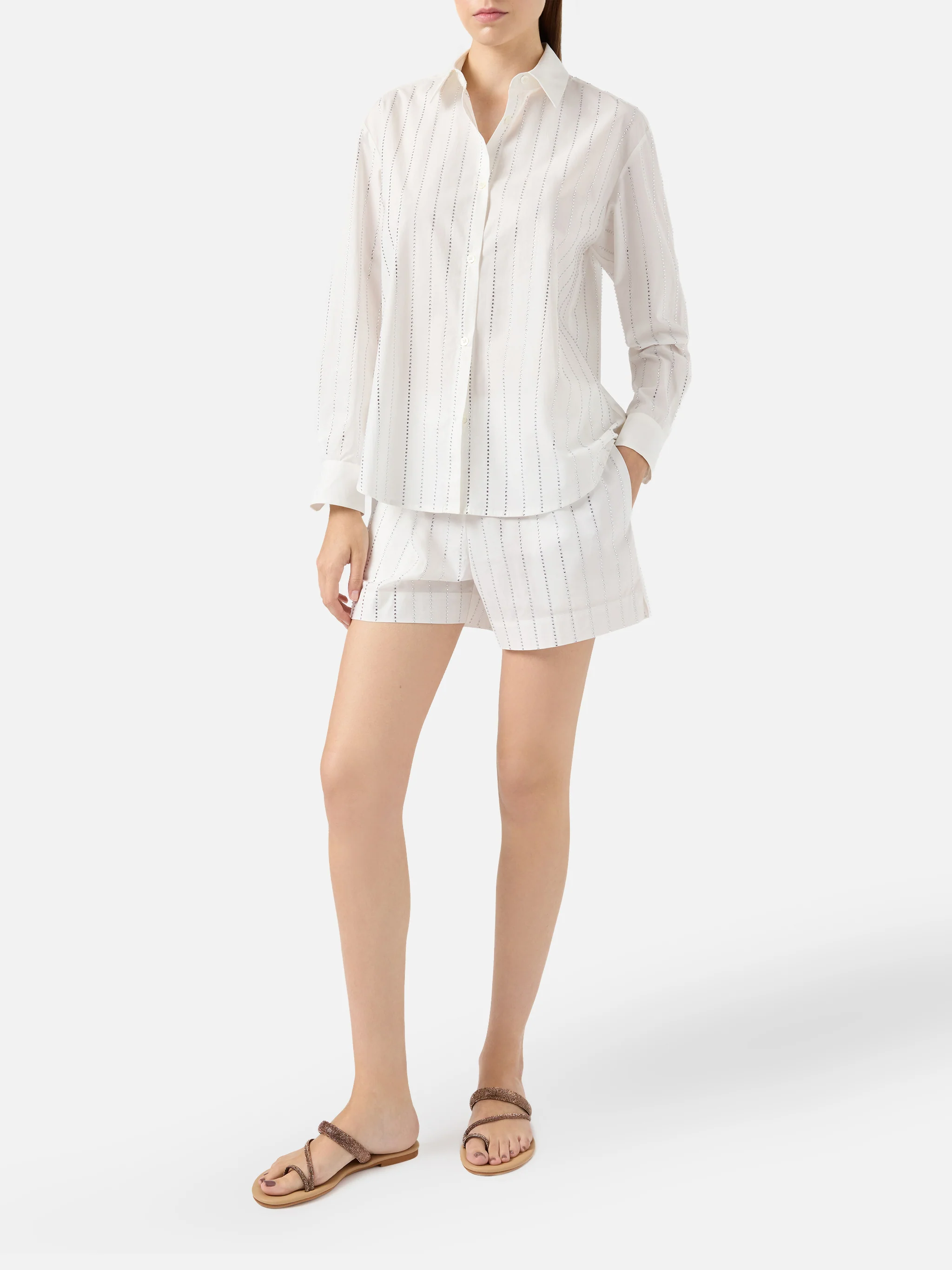 Camicia classica in popeline di cotone Meredith con decorazione rigata in strass - Image 4