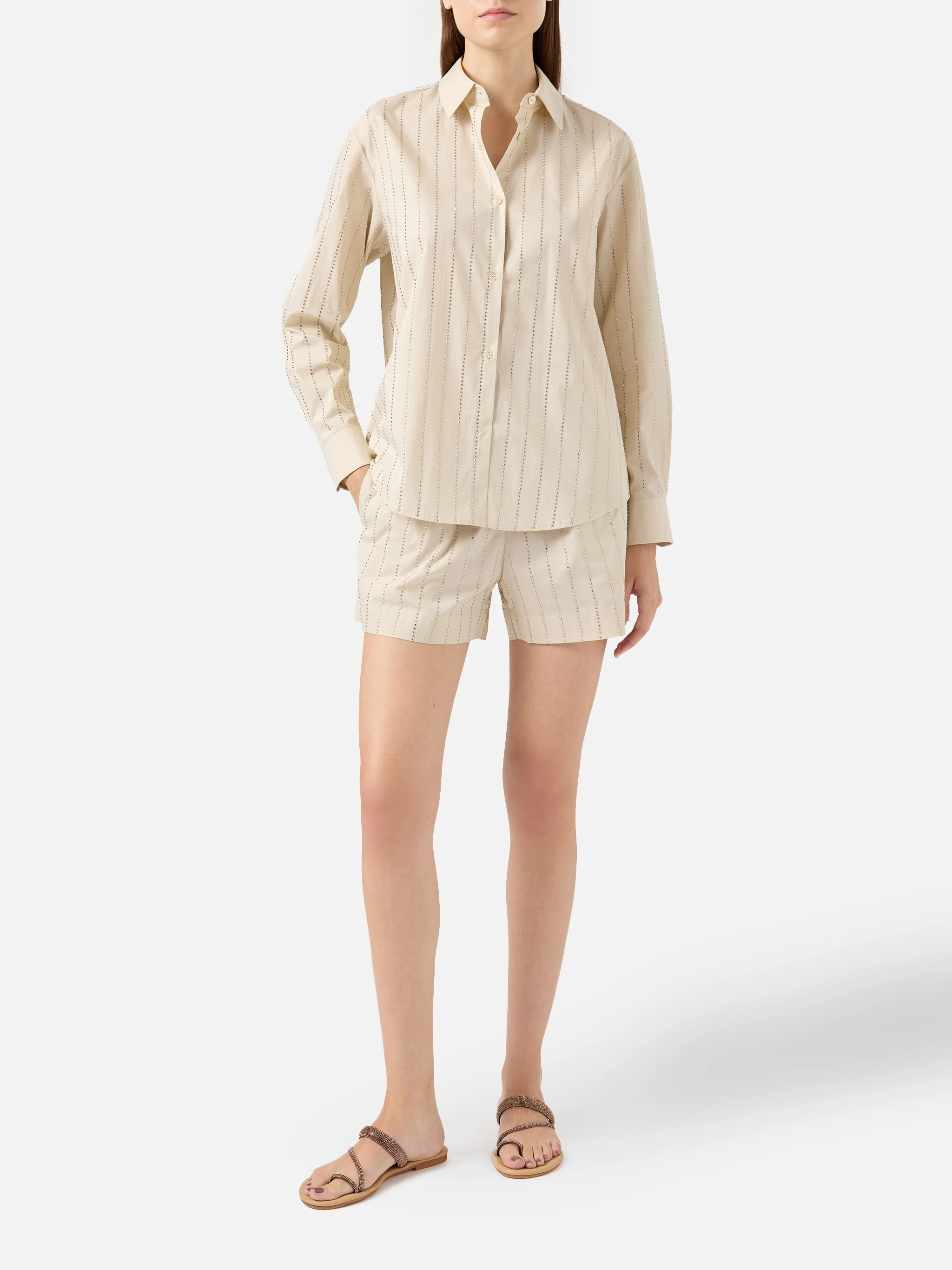 Camicia classica in popeline di cotone Meredith con decorazione rigata in strass - Image 4