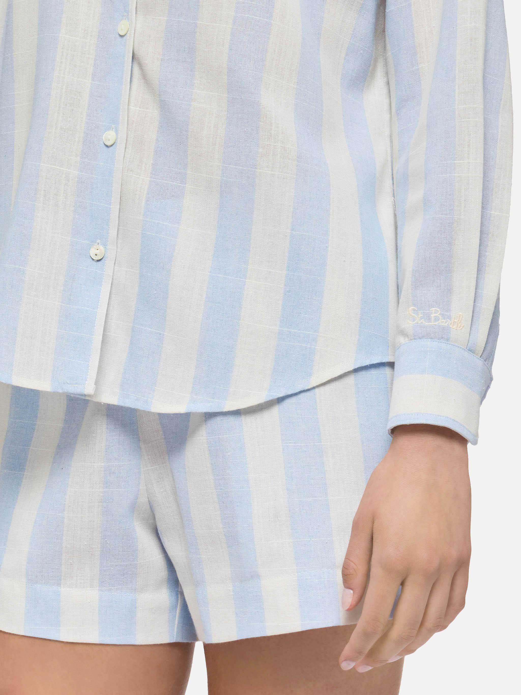 Camicia classica in cotone Meredith con stampa a righe azzurre - Image 2