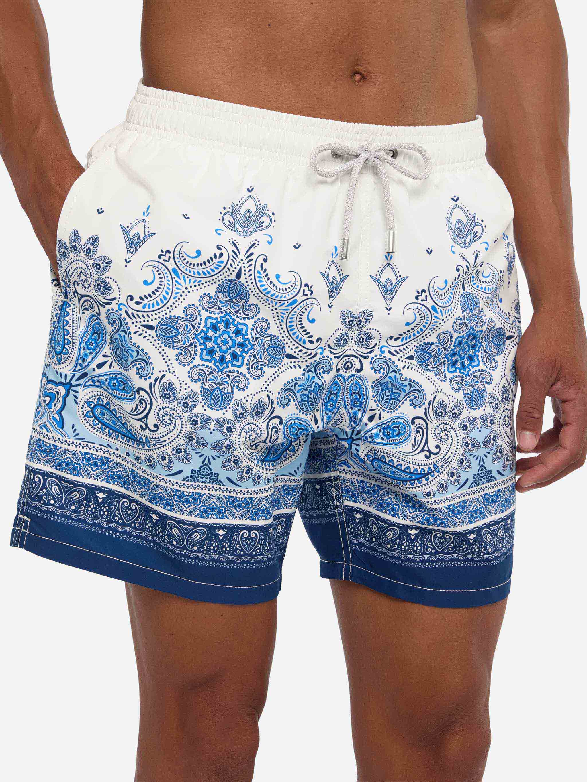 Costume mare lunghezza media Gustavia con stampa paisley - Image 4