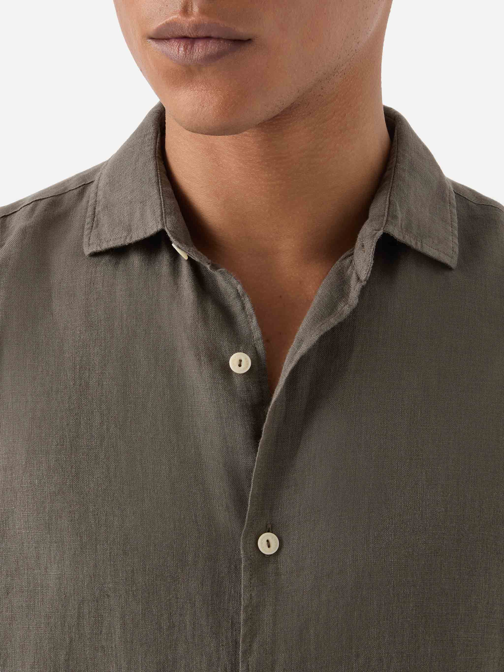 Camicia Pamplona in lino verde militare tinta unita - Image 2