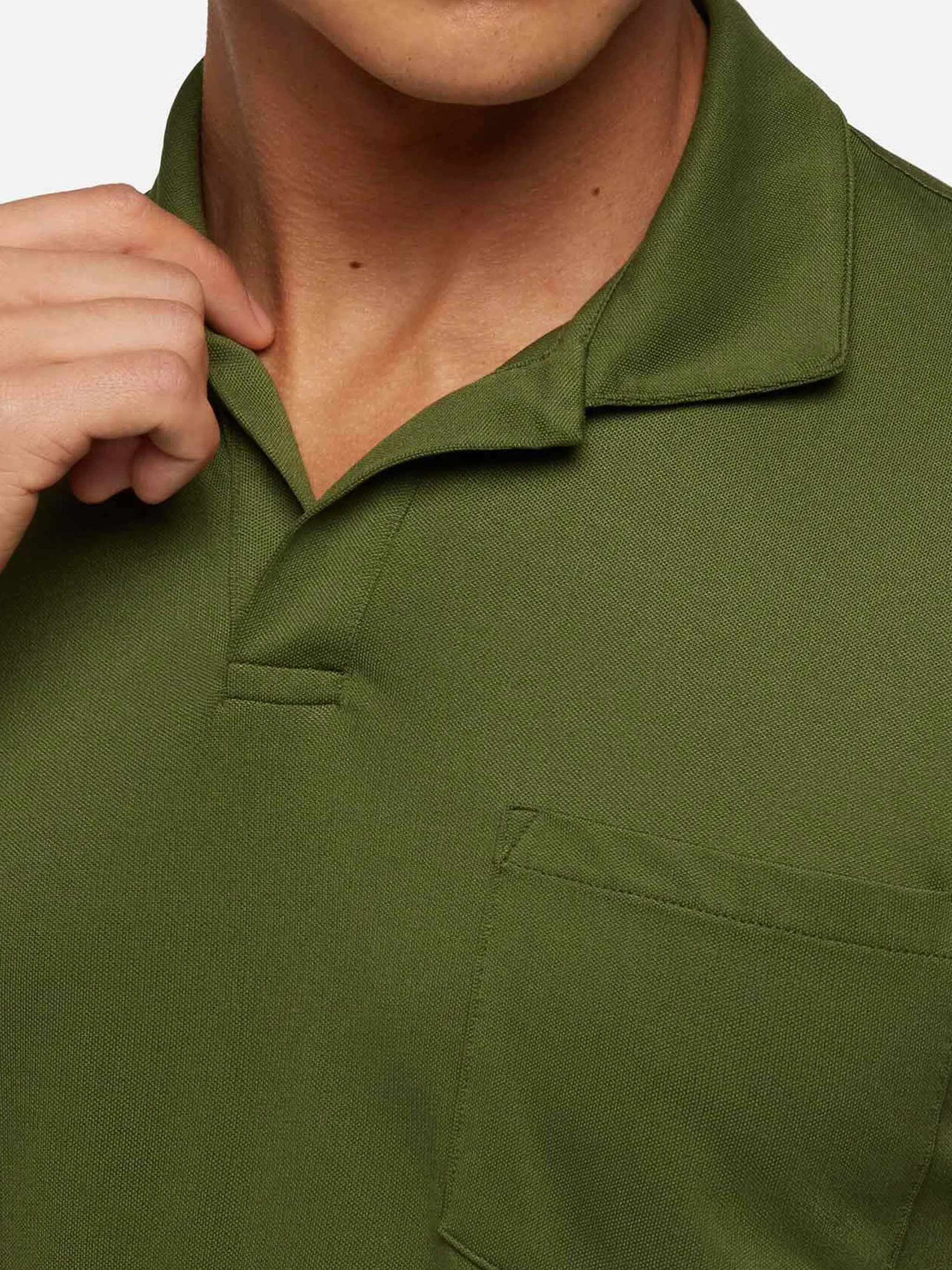 Polo in piquet tecnico verde militare Camber - Image 2