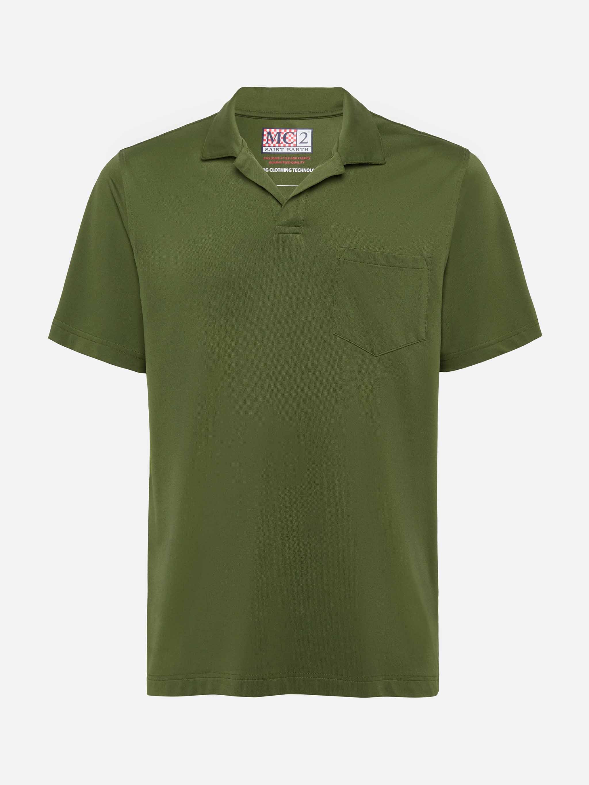 Polo in piquet tecnico verde militare Camber - Image 4