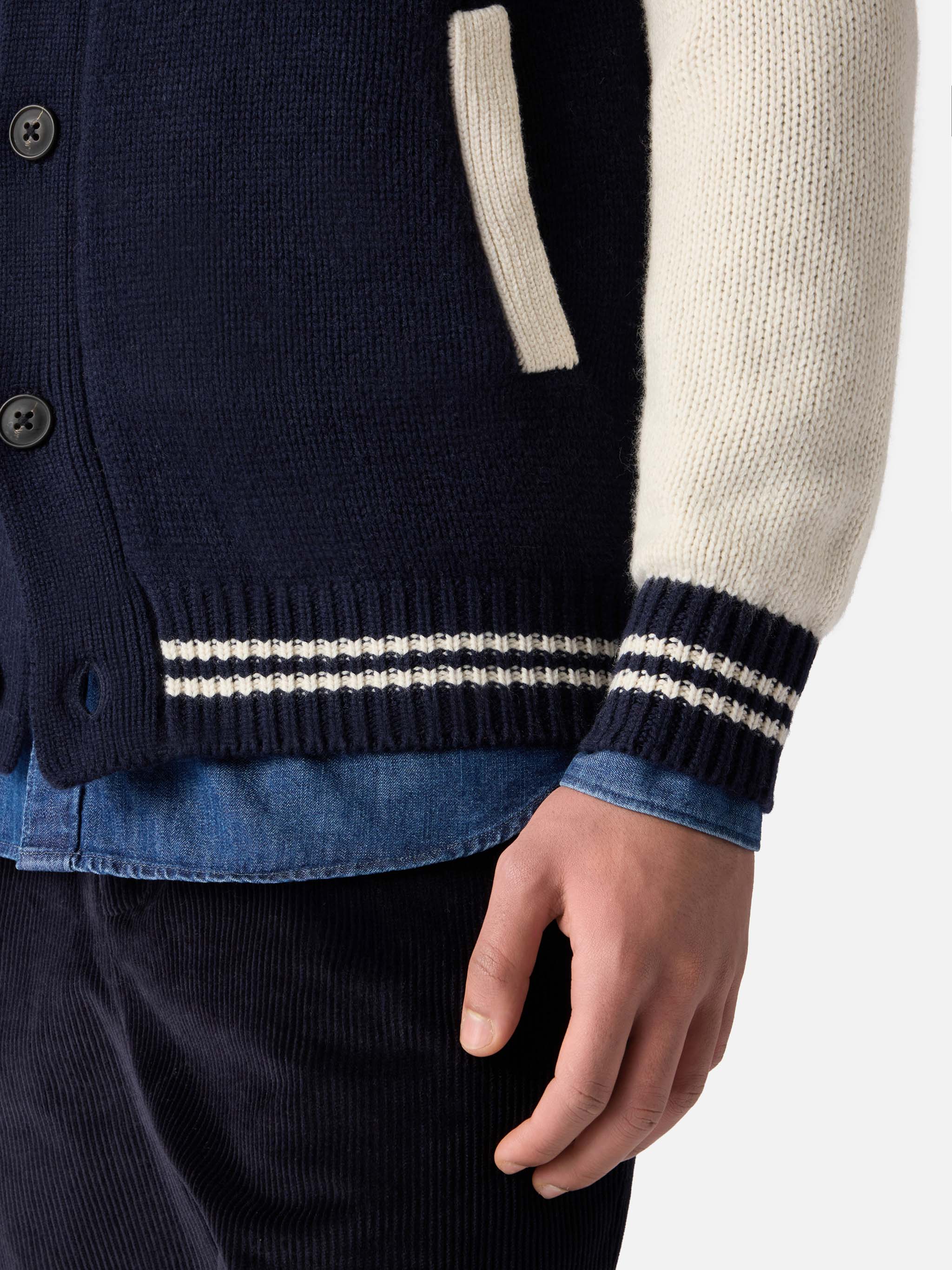 Bomber Benjamin in maglia blu navy stile college - Image 4