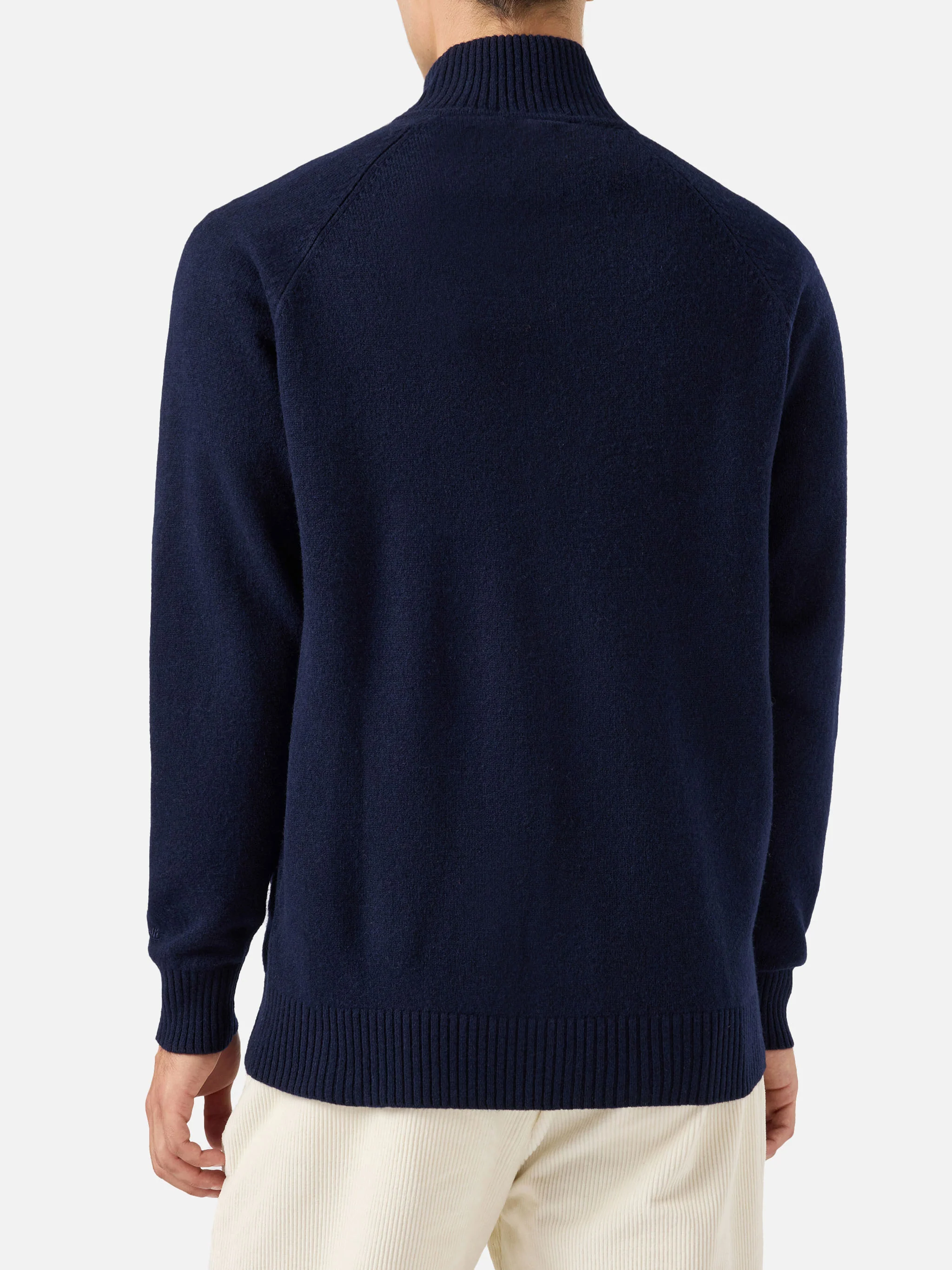 Cardigan Galway in 100% lambswool blu notte - Image 3