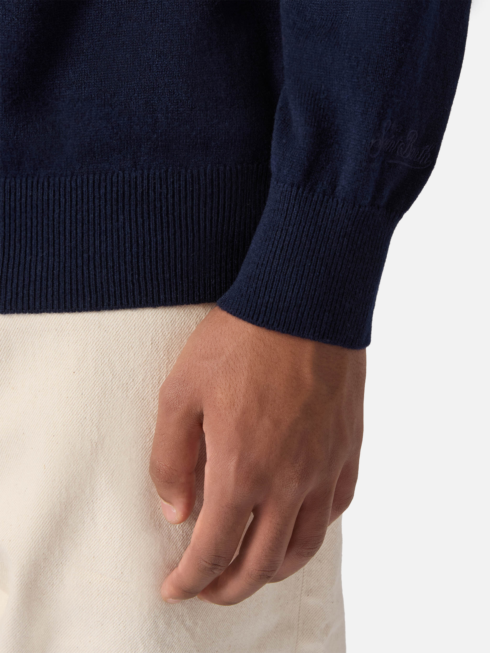 Dolcevita Bond in lana merino e cashmere blu notte - Image 4