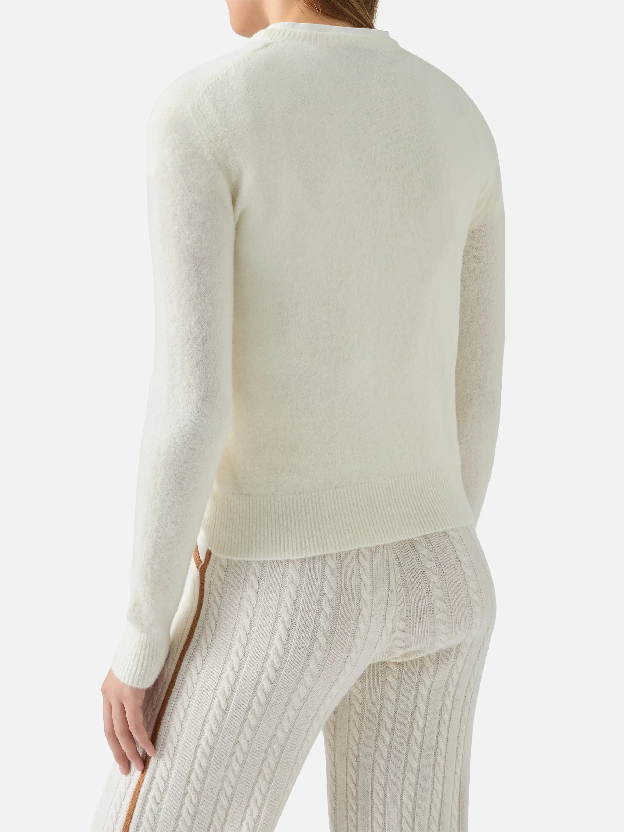 Maglia elasticizzata New Queen in misto lana merino e alpaca bianco con scritta applicata in strass Born to Shine - Image 2