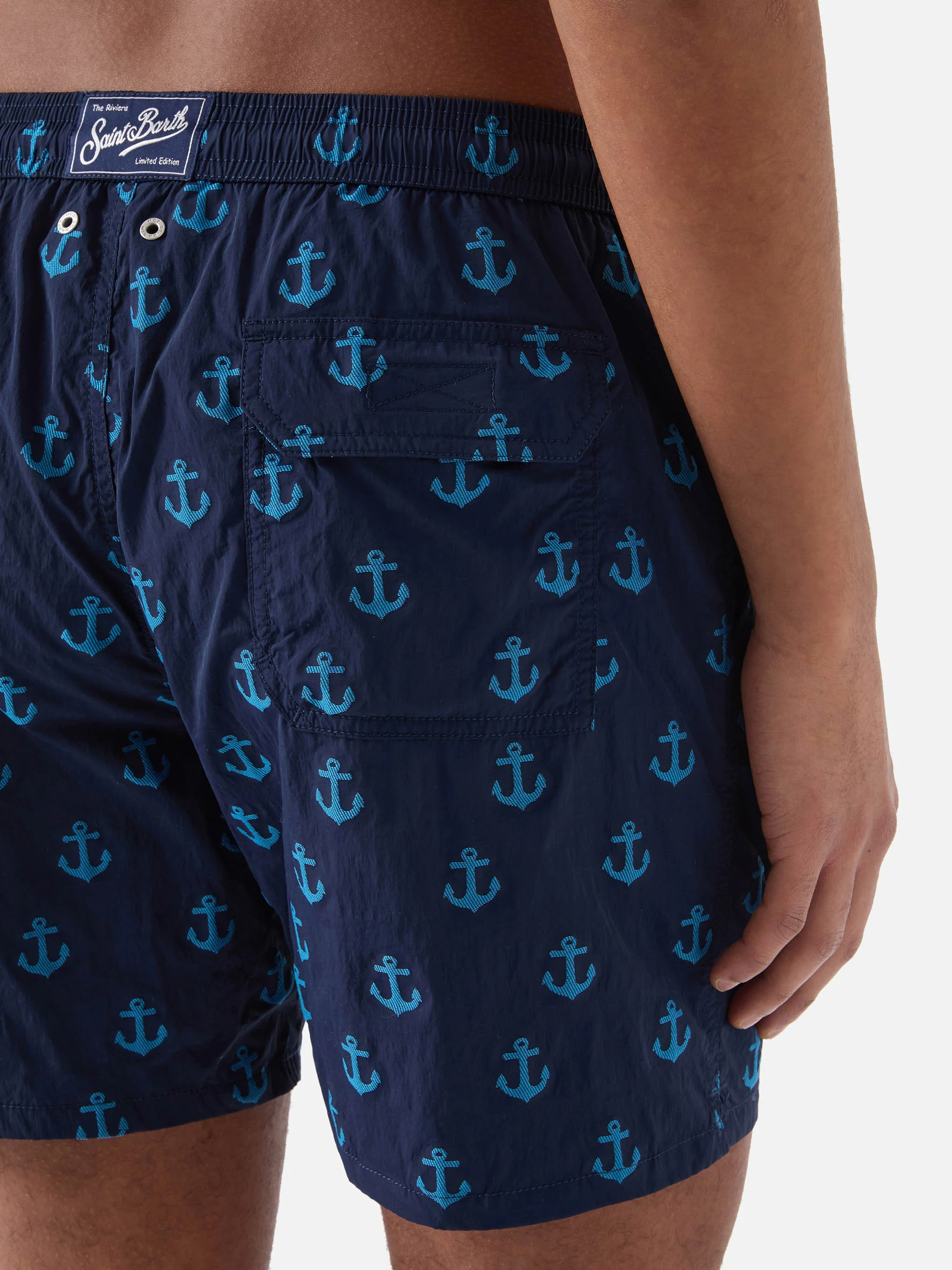 Costume mare Patmos blu con stampa ancore all-over - Image 6