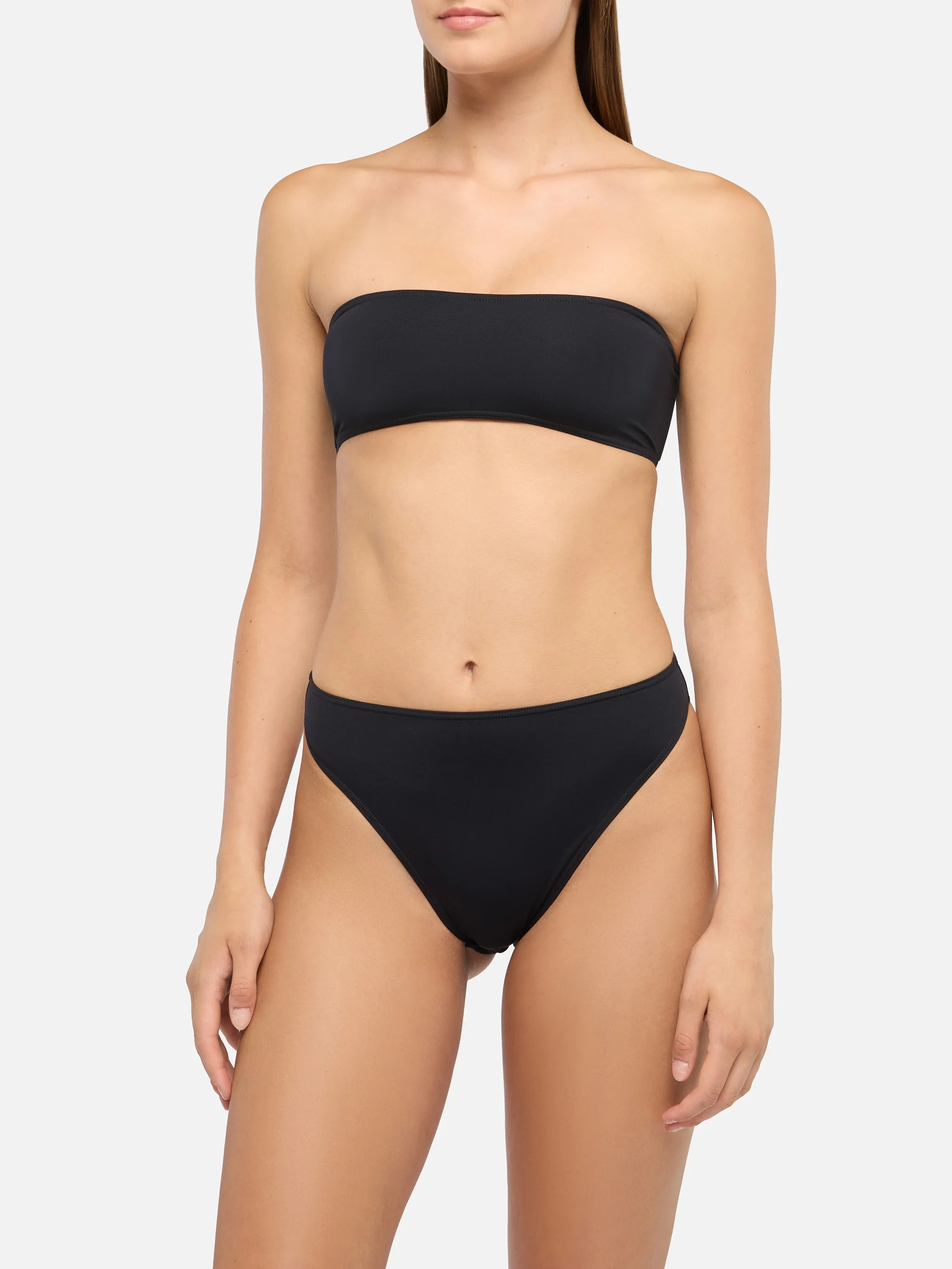 Bikini a fascia Rebby Sibilla con slip a vita alta e sgambatura alta in nero - Image 2