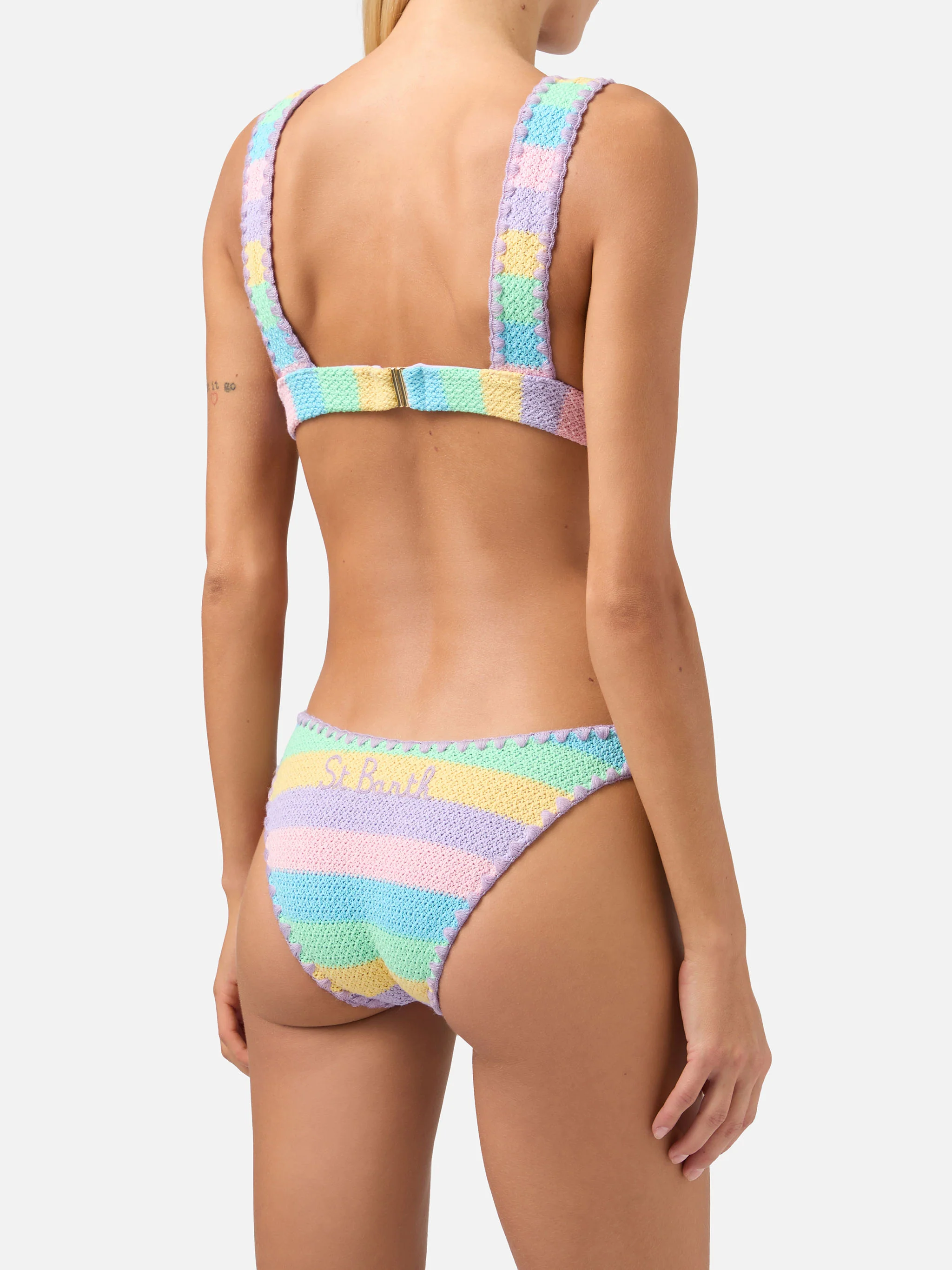 Bikini a triangolo allycia Elise in crochet a righe pastello - Image 4