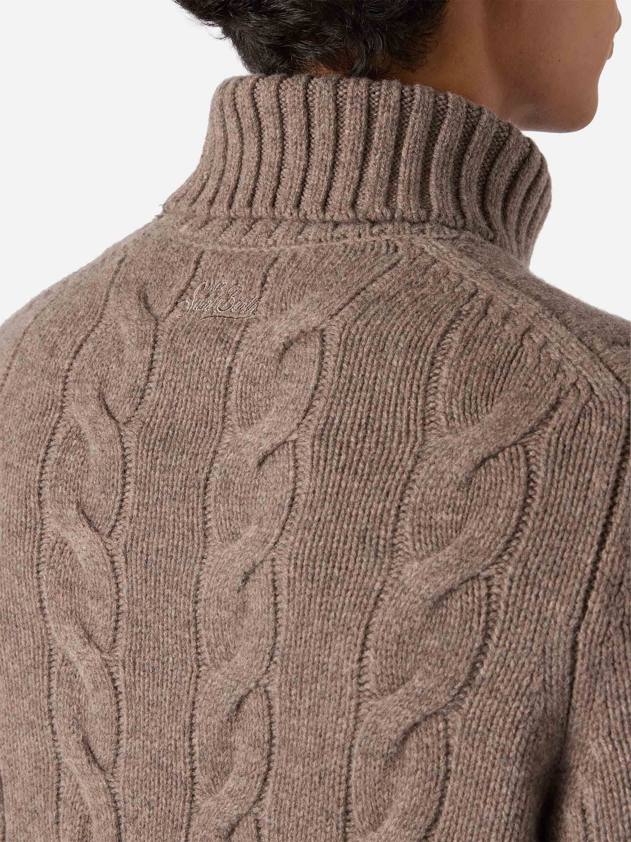 Pullover a collo alto Valdez in pura lana nocciola - Image 5