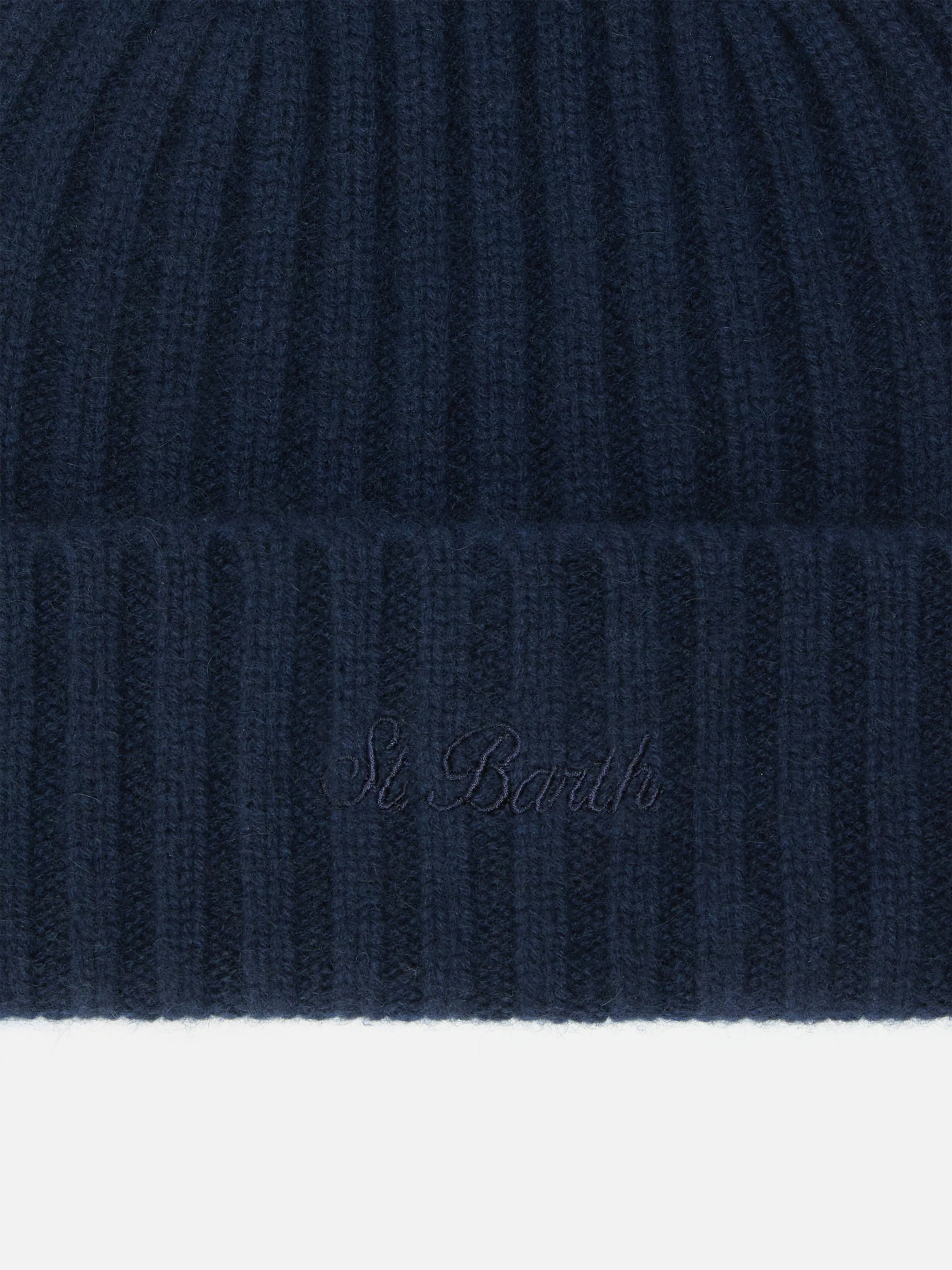 Berretto  Wengen in cashmere blu notte con Ricamo St. Barth sul risvolto - Image 2