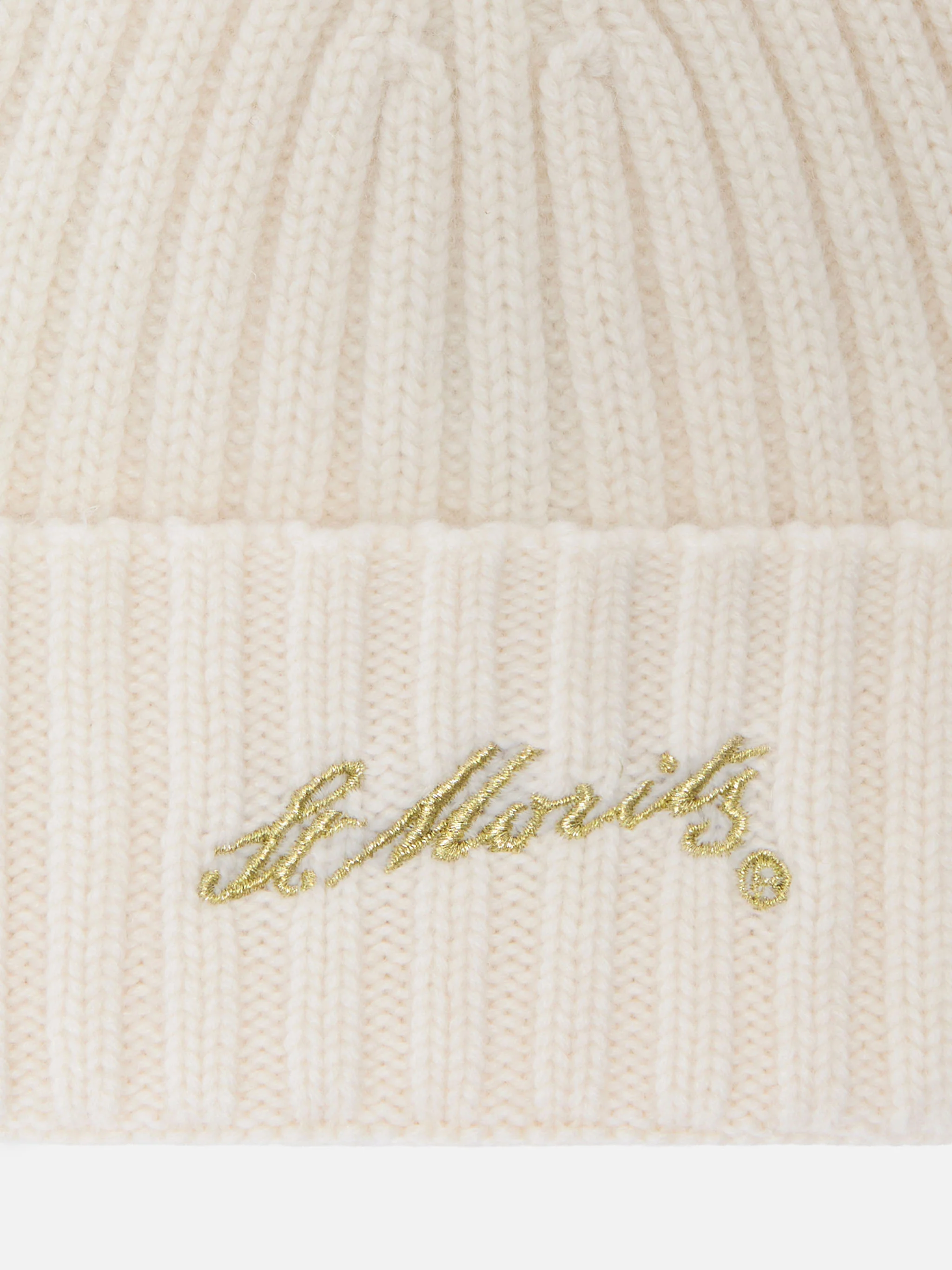Berretto Wengen in cashmere bianco con ricamo St. Moritz - Image 2
