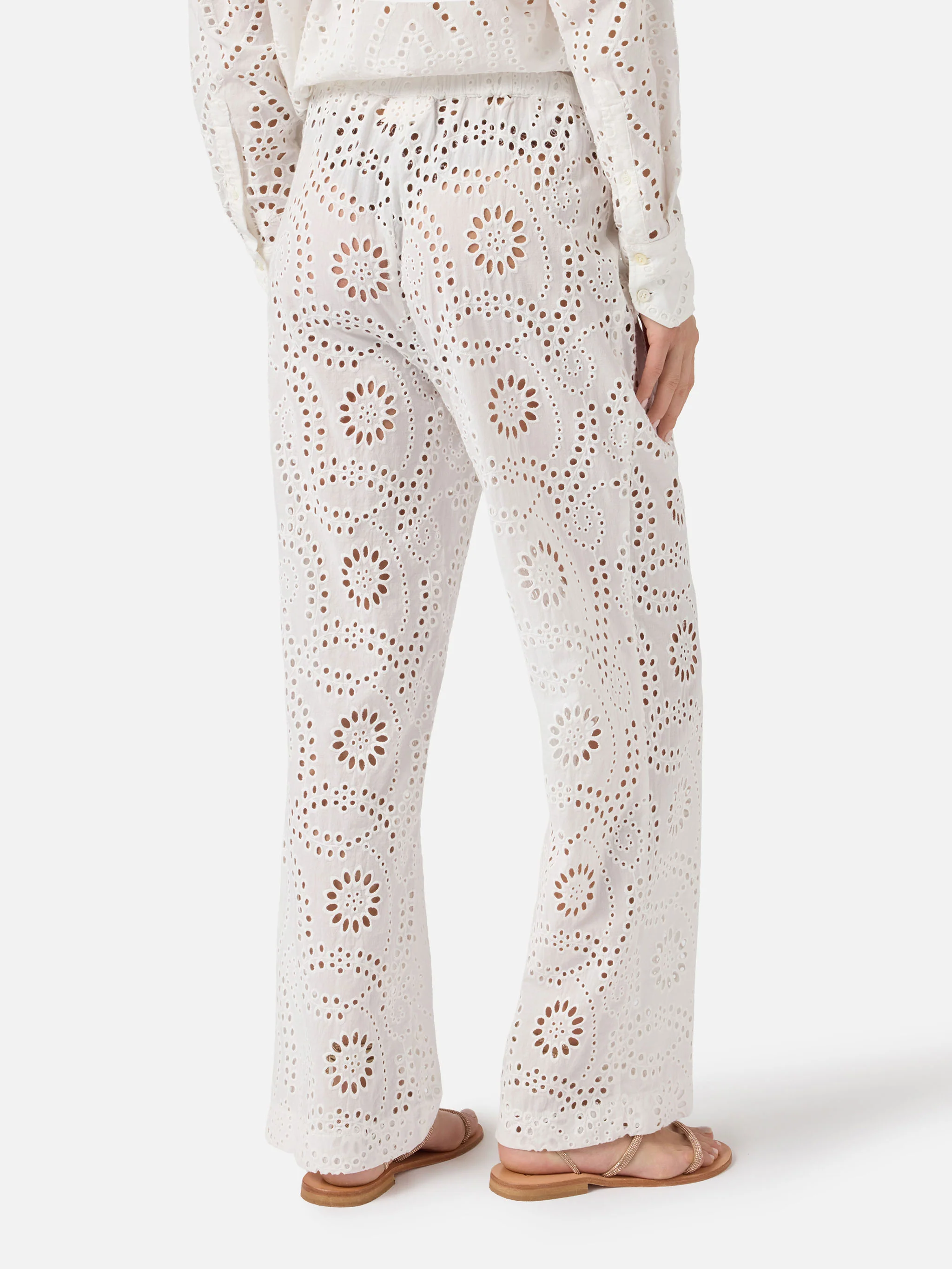Pantaloni Inez in sangallo bianco - Image 3