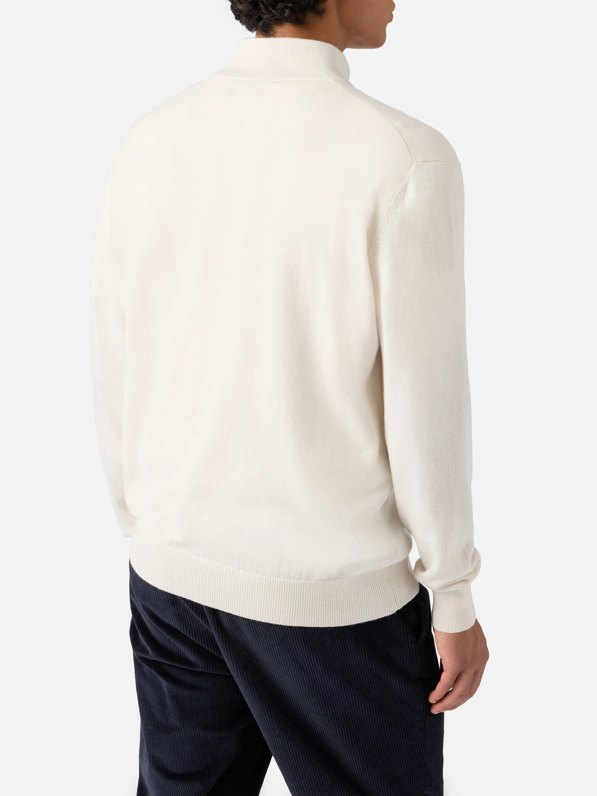 Maglione mezzocollo con zip in lana merino e cashmere bianco - Image 3